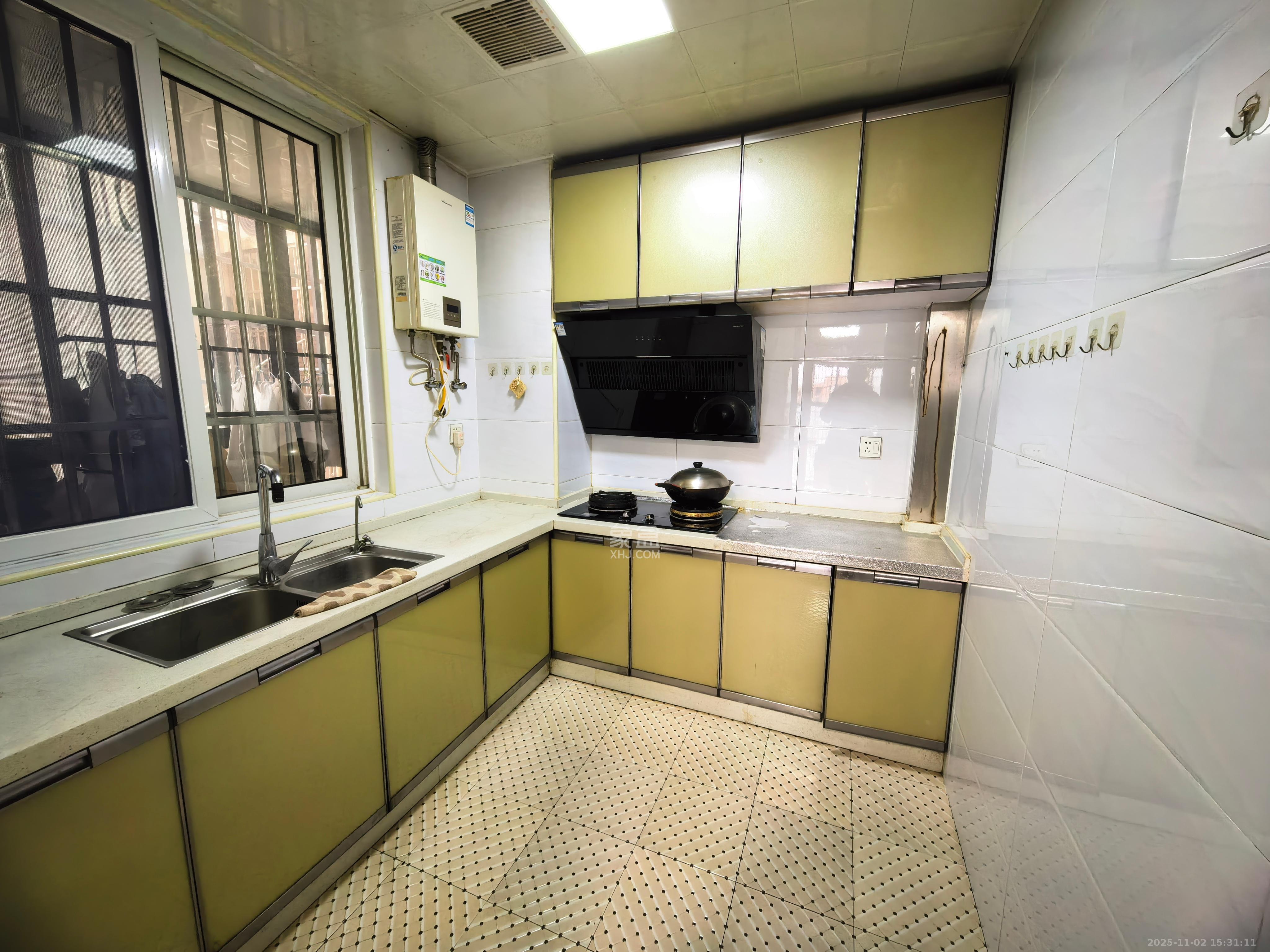 和沁园  2室2厅1卫    1700.0元/月室内图