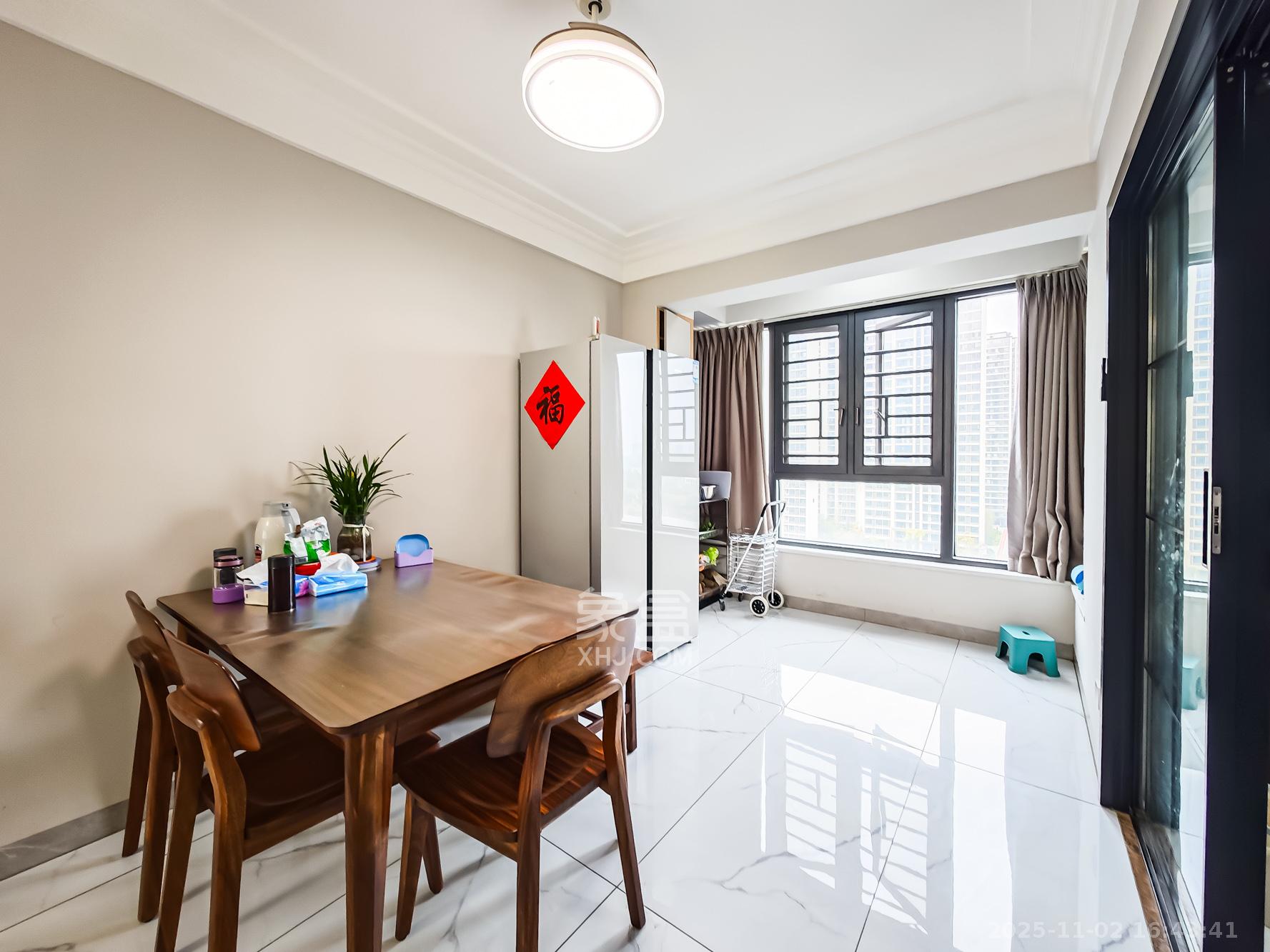 钱隆世家  4室2厅2卫    110.0万其他