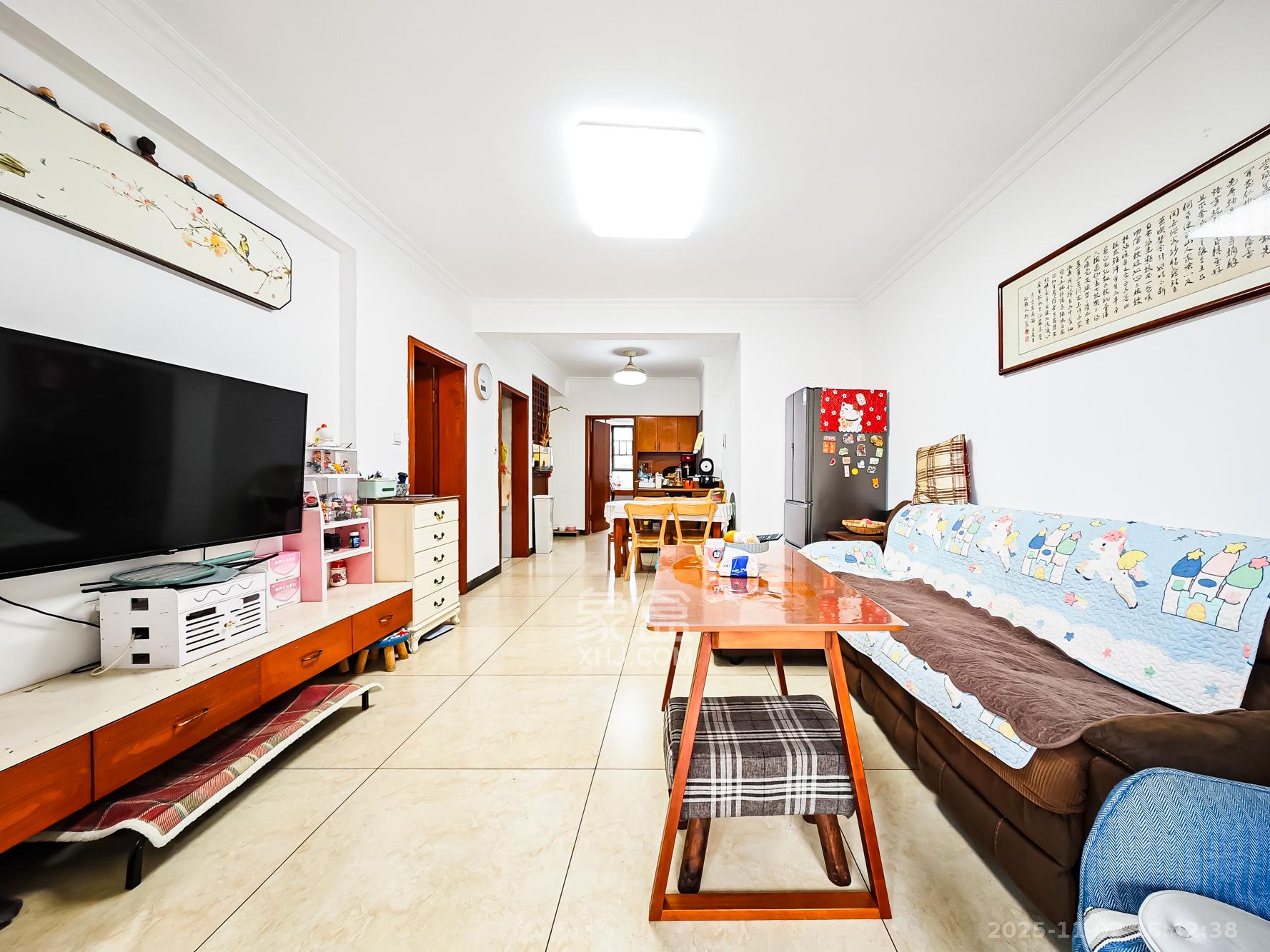 山语城二期  3室1厅1卫    69.8万 山语城二期  3室1厅1卫    69.8万客厅