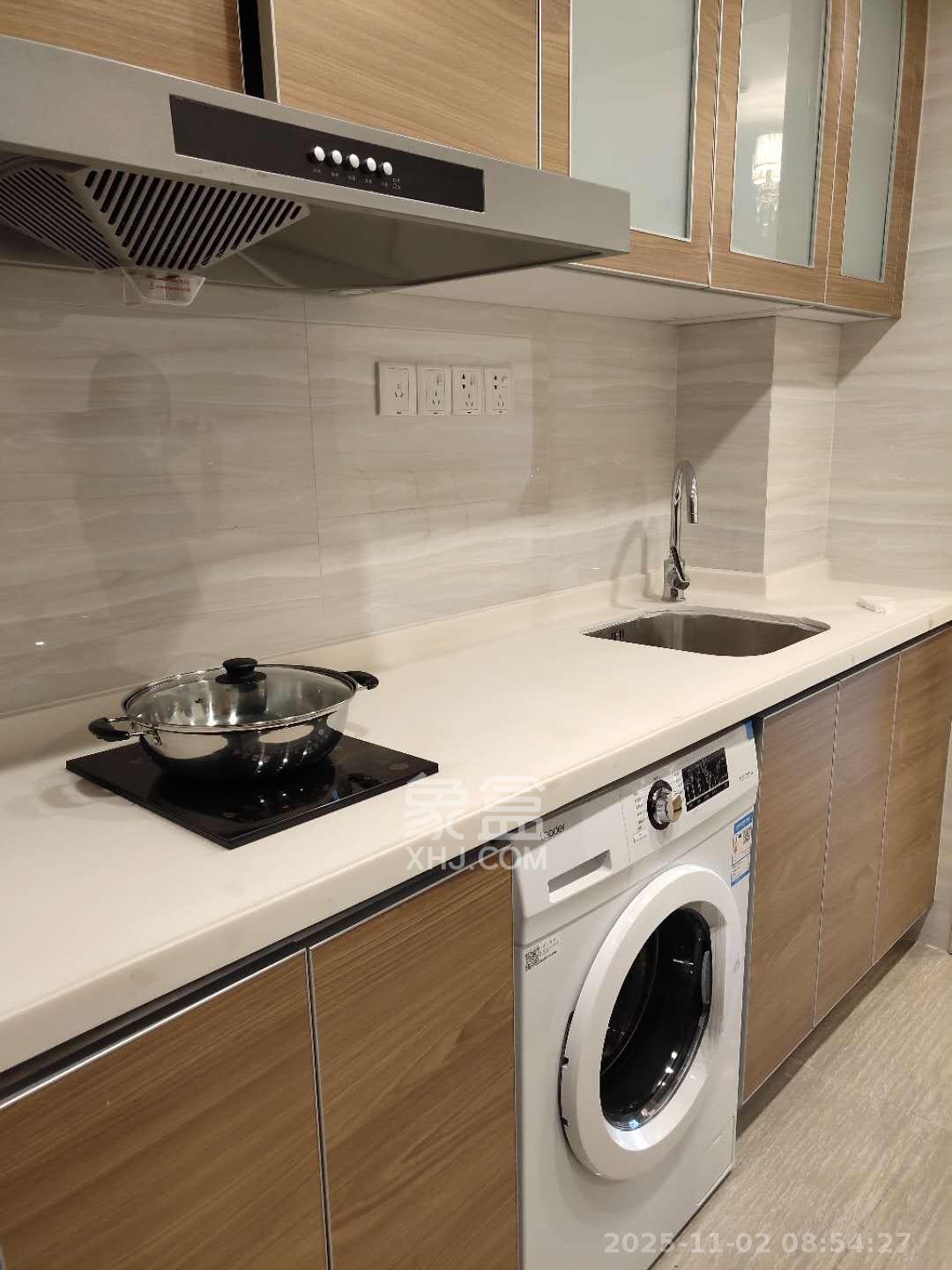 恒大翡翠华庭  1室1厅1卫    1380.0元/月室内图