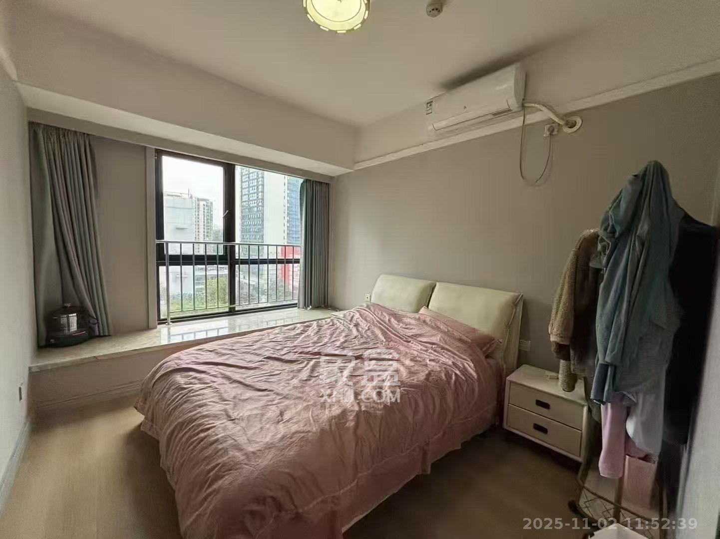 德思勤城市广场(宝格丽公寓) 1室1厅1卫 2500.0元/月 德思勤城市广场(宝格丽公寓) 1室1厅1卫 2500.0元/月室内图