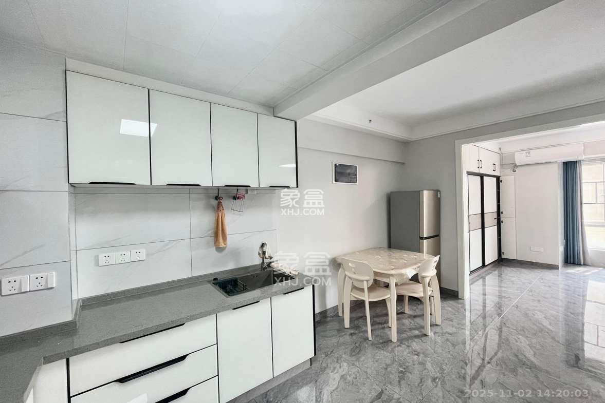 金地铂悦 1室1厅1卫 1600.0元/月 金地铂悦 1室1厅1卫 1600.0元/月室内图