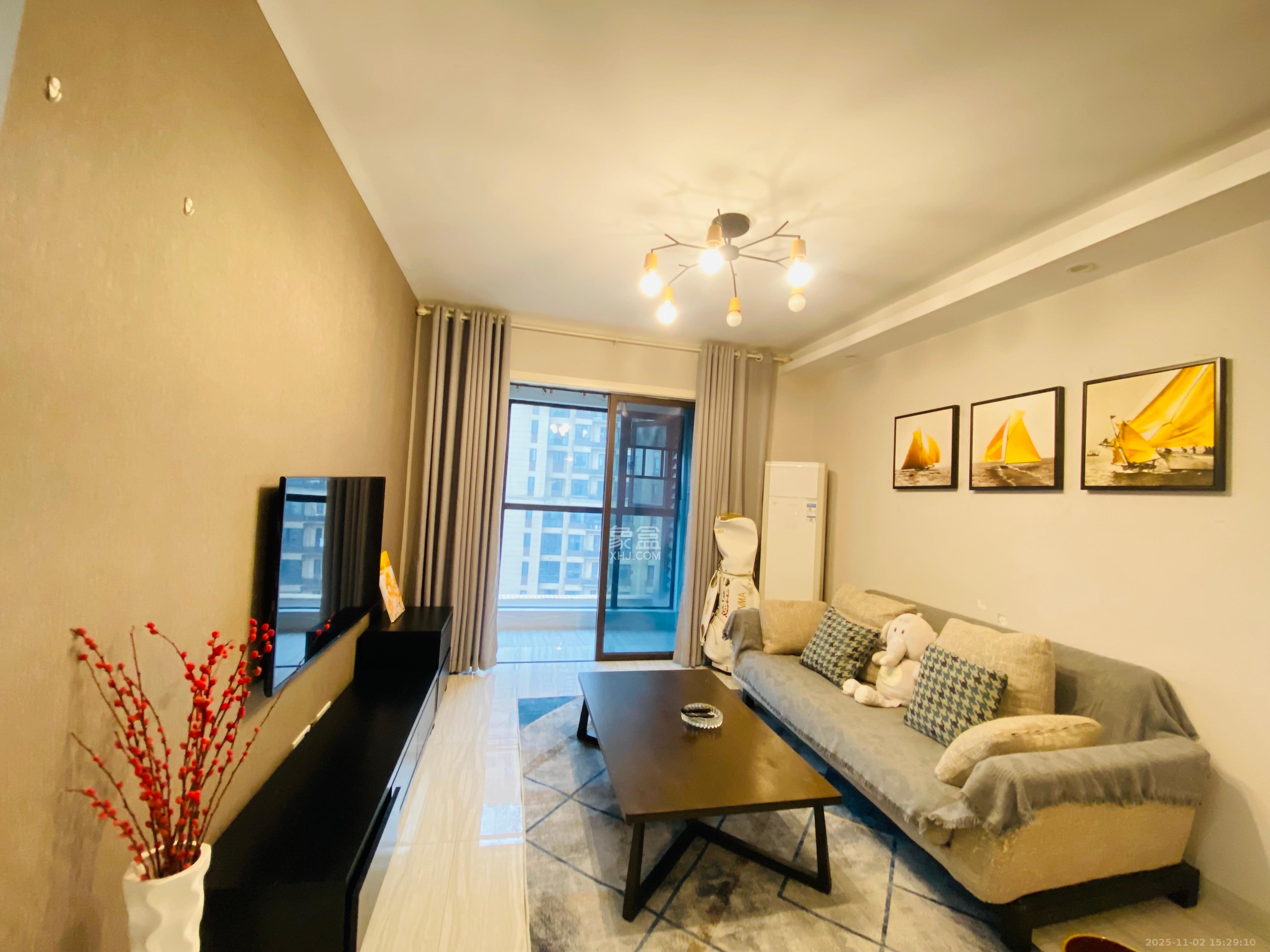 保利西海岸B区  2室2厅1卫    3200.0元/月室内图