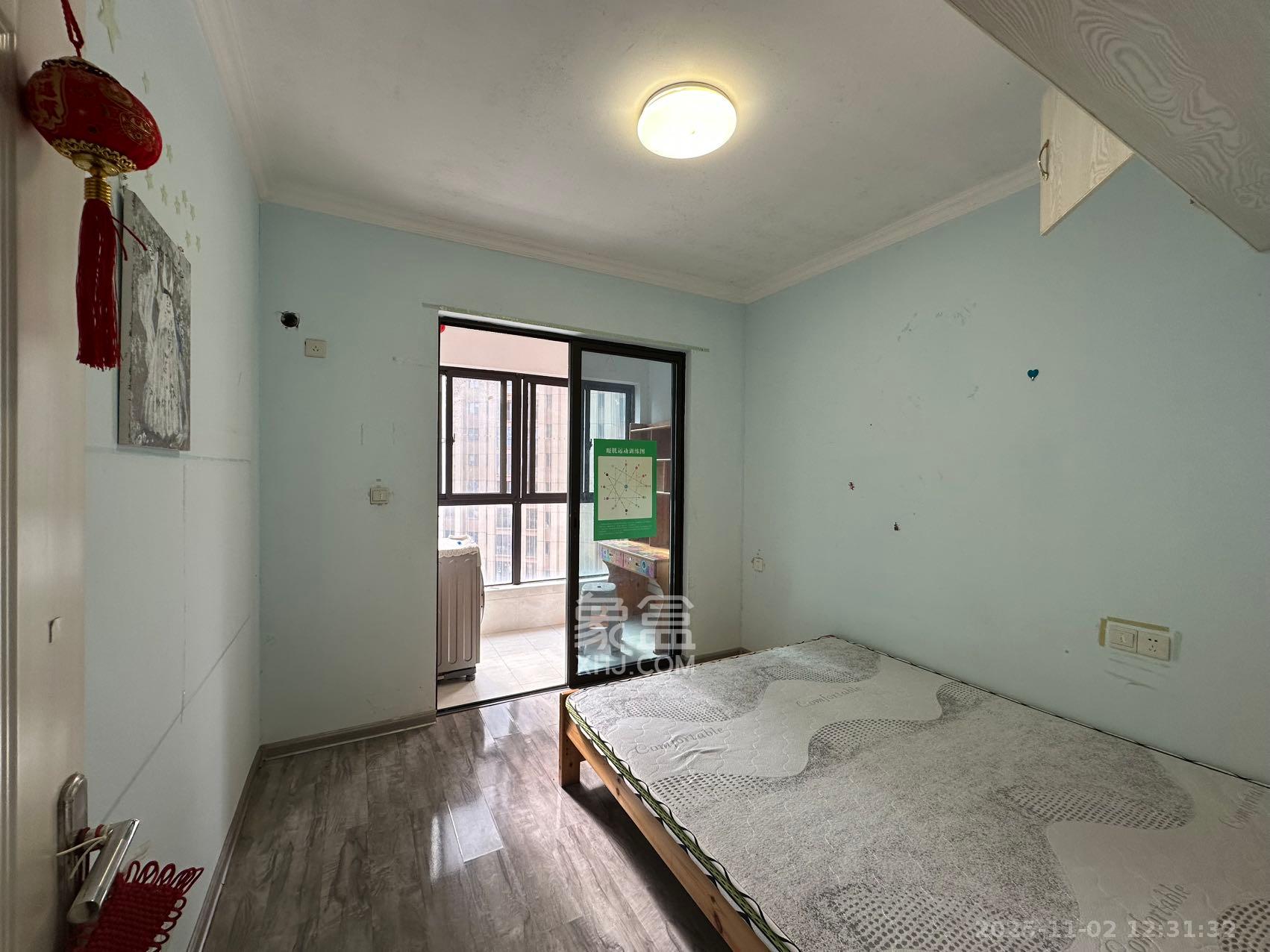 绿地海外滩一期 2室1厅1卫 1500.0元/月 绿地海外滩一期 2室1厅1卫 1500.0元/月室内图