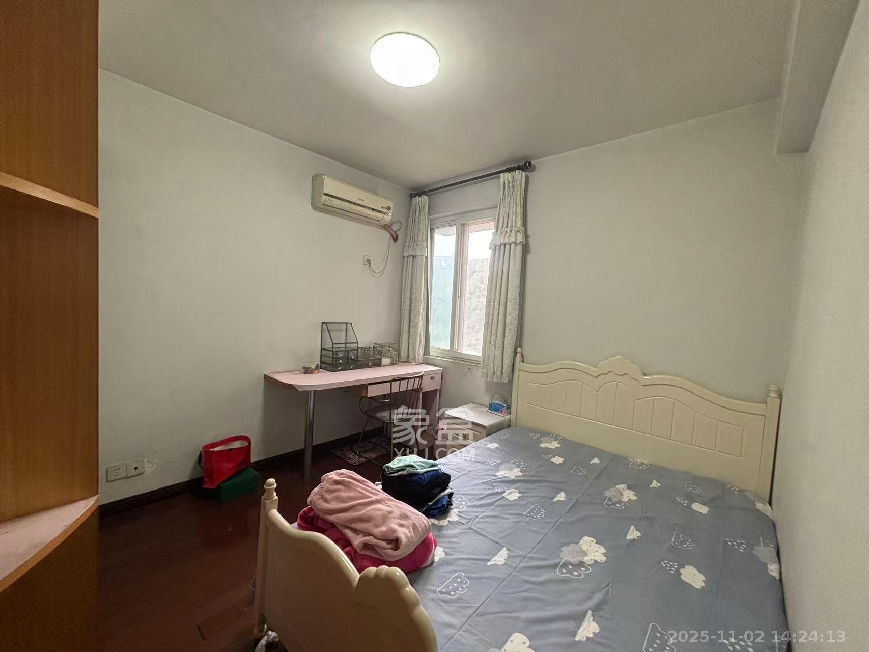 天翔新新家园 1室0厅0卫 2400.0元/月 天翔新新家园 1室0厅0卫 2400.0元/月室内图