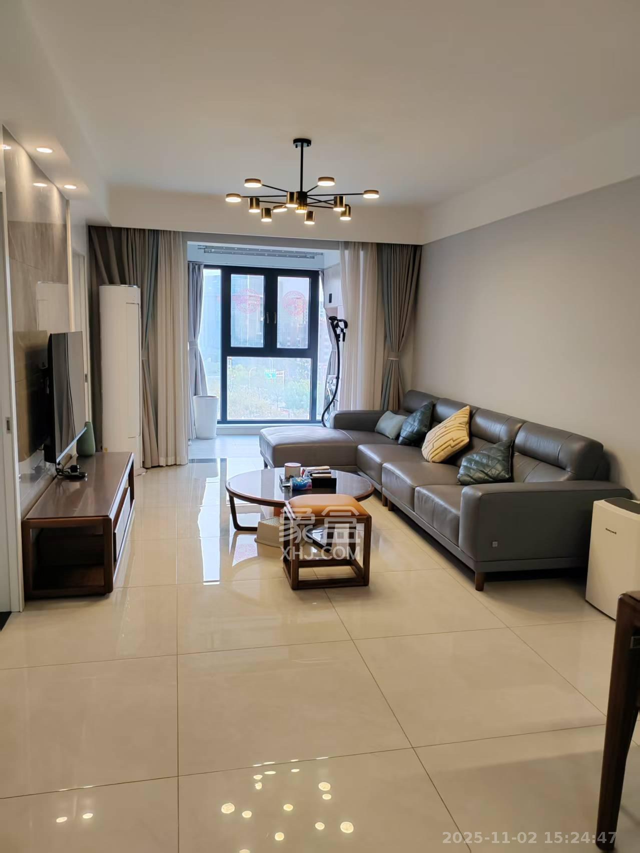 北辰中央公园C区 3室2厅1卫 2860.0元/月 北辰中央公园C区 3室2厅1卫 2860.0元/月室内图