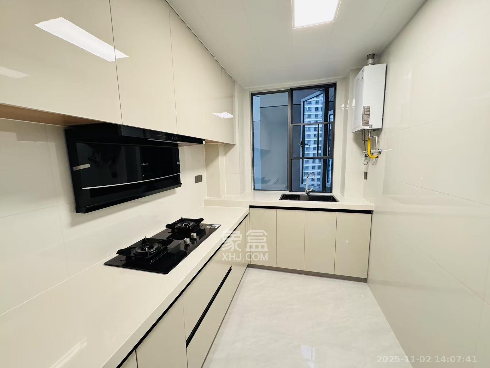 湖湘时代名邸公园壹号 3室2厅2卫 3000.0元/月 湖湘时代名邸公园壹号 3室2厅2卫 3000.0元/月室内图