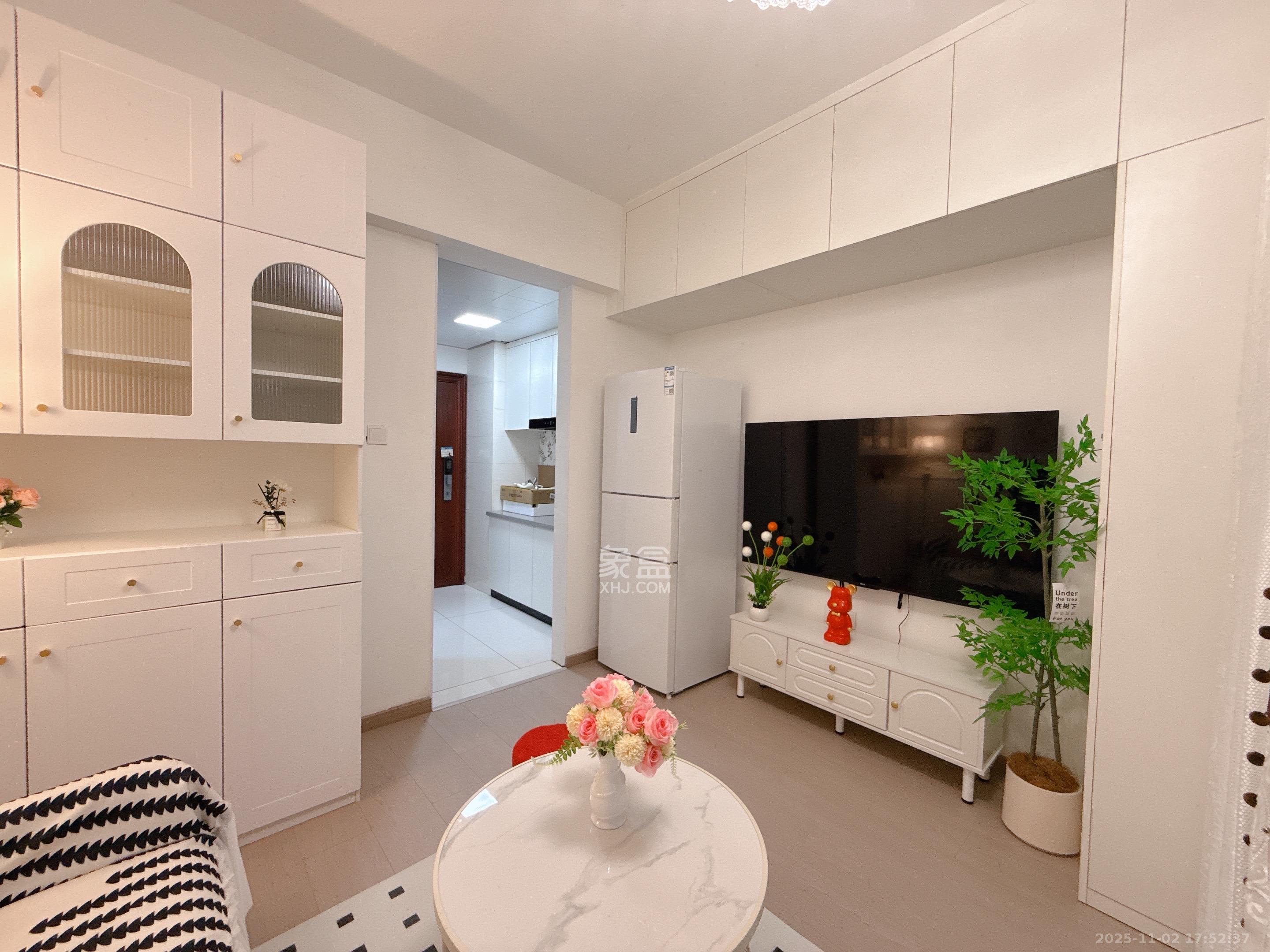 名富公寓 1室1厅1卫 1800.0元/月 名富公寓 1室1厅1卫 1800.0元/月室内图