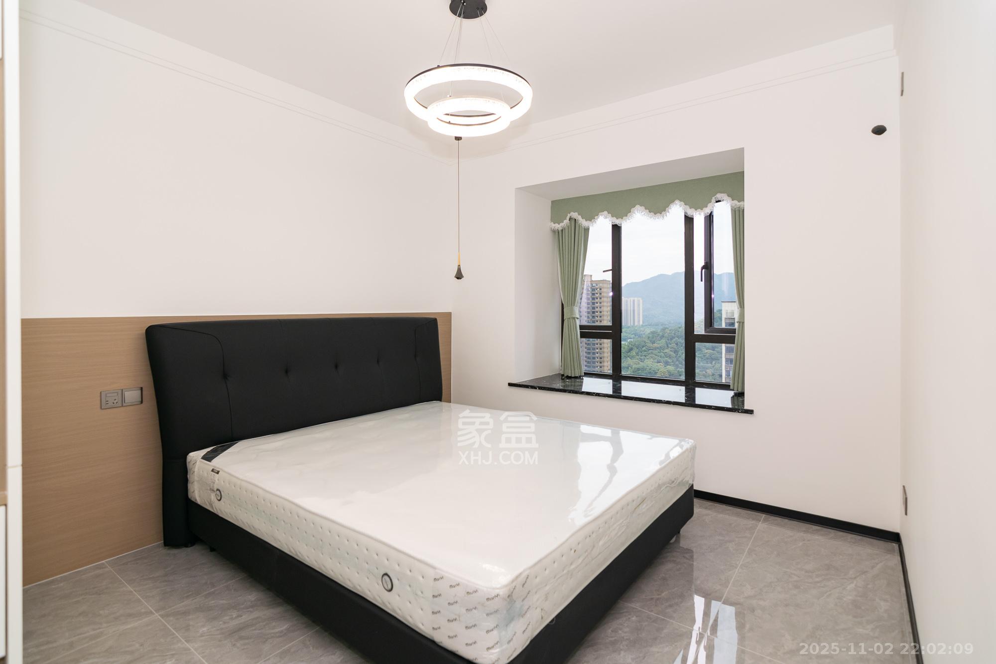 金辉优步学府 4室2厅2卫 89.8万 金辉优步学府 4室2厅2卫 89.8万卧室