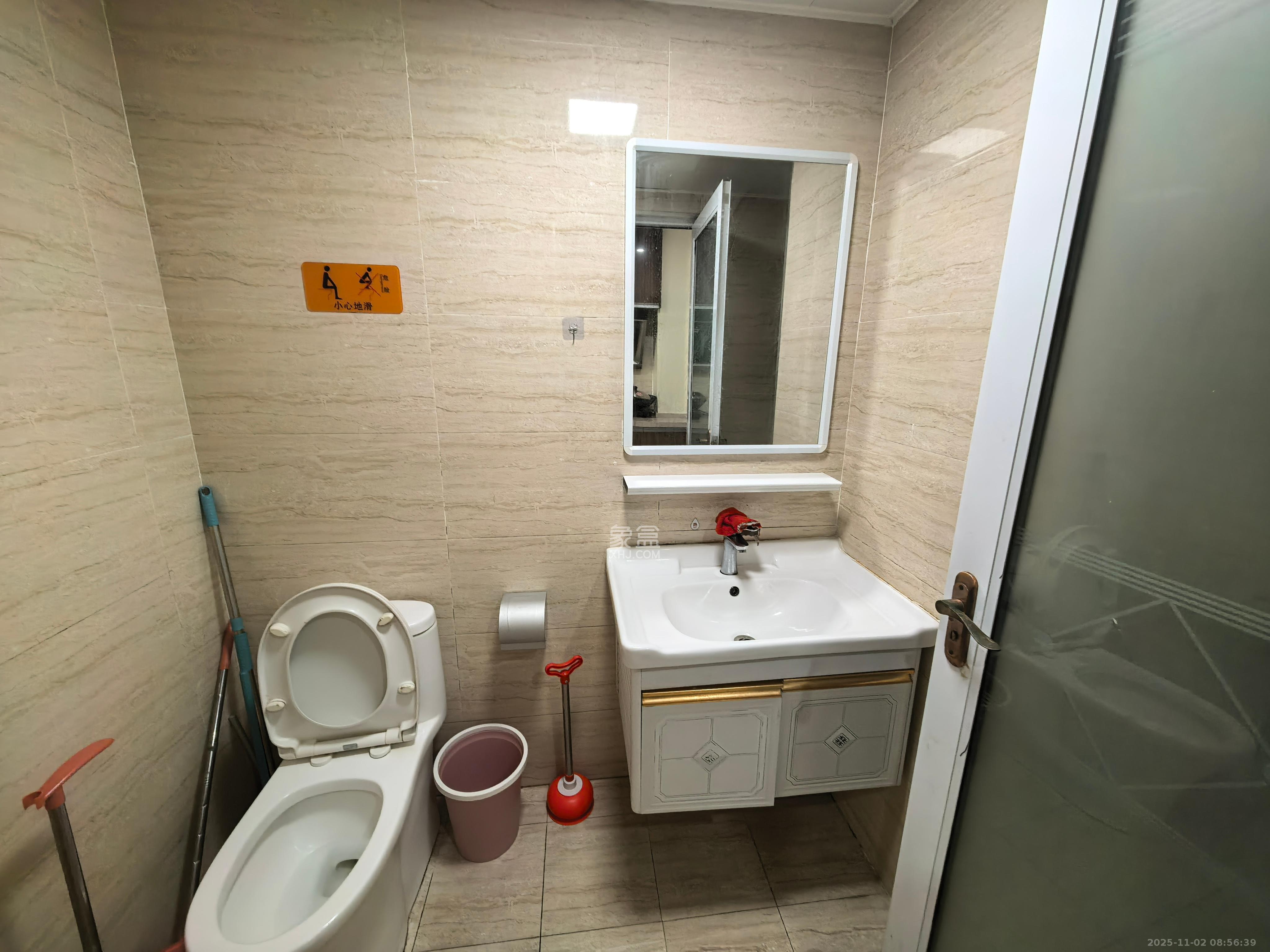 方略城市广场  1室1厅1卫    1200.0元/月室内图