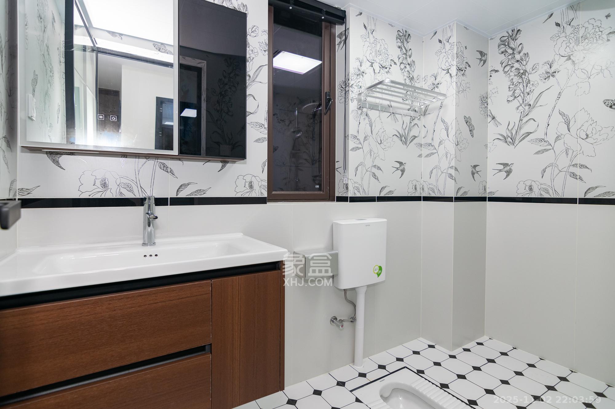 春晖花园 3室1厅1卫 66.8万 春晖花园 3室1厅1卫 66.8万卫生间