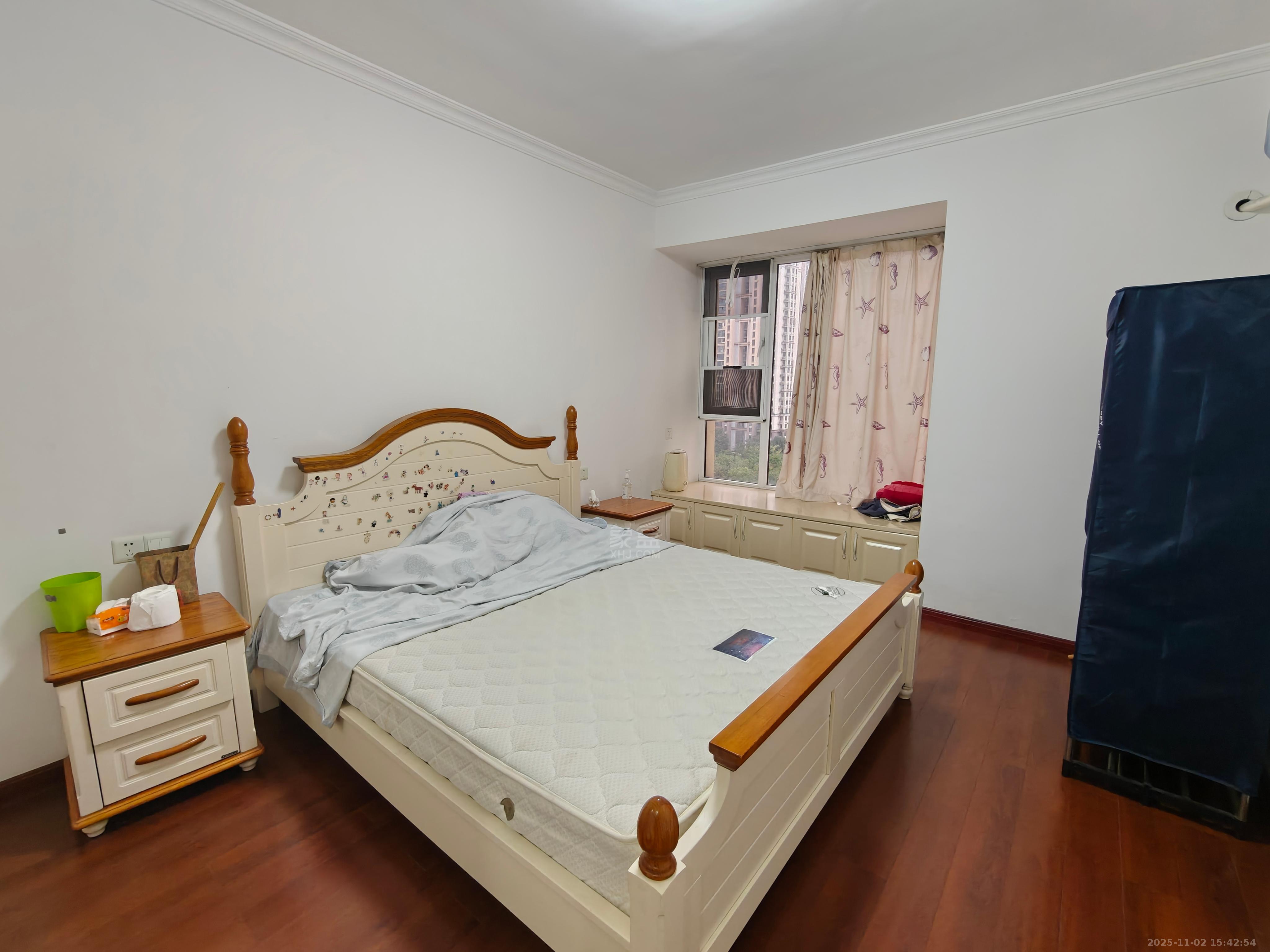 佳兆业金域天下三期 3室2厅2卫 1700.0元/月 佳兆业金域天下三期 3室2厅2卫 1700.0元/月室内图