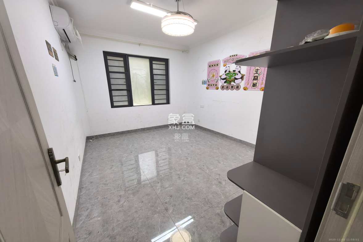 澳海月亮湾 3室2厅2卫 2000.0元/月 澳海月亮湾 3室2厅2卫 2000.0元/月室内图