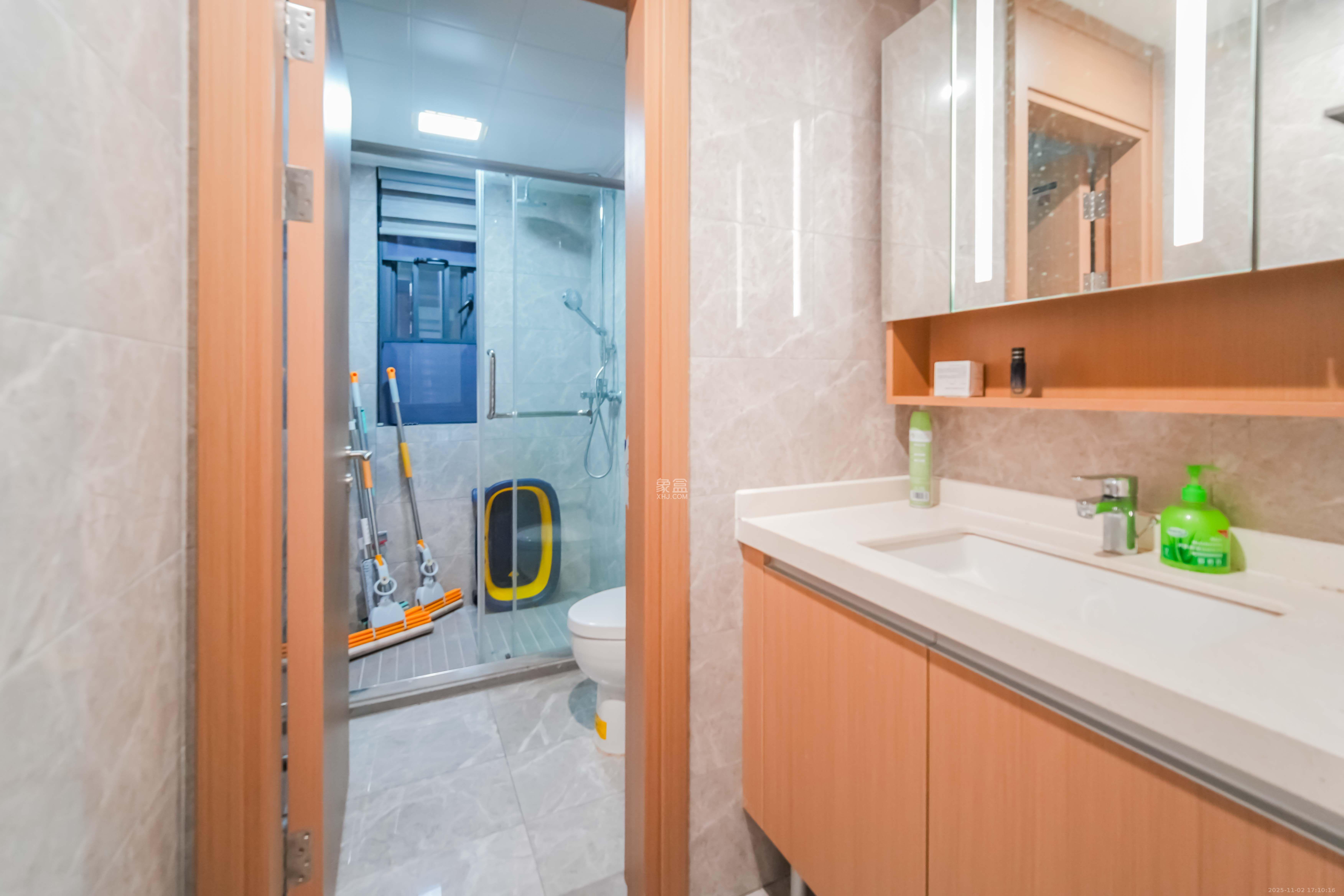 旭辉雨花郡  3室2厅2卫    4300.0元/月 旭辉雨花郡  3室2厅2卫    4300.0元/月室内图