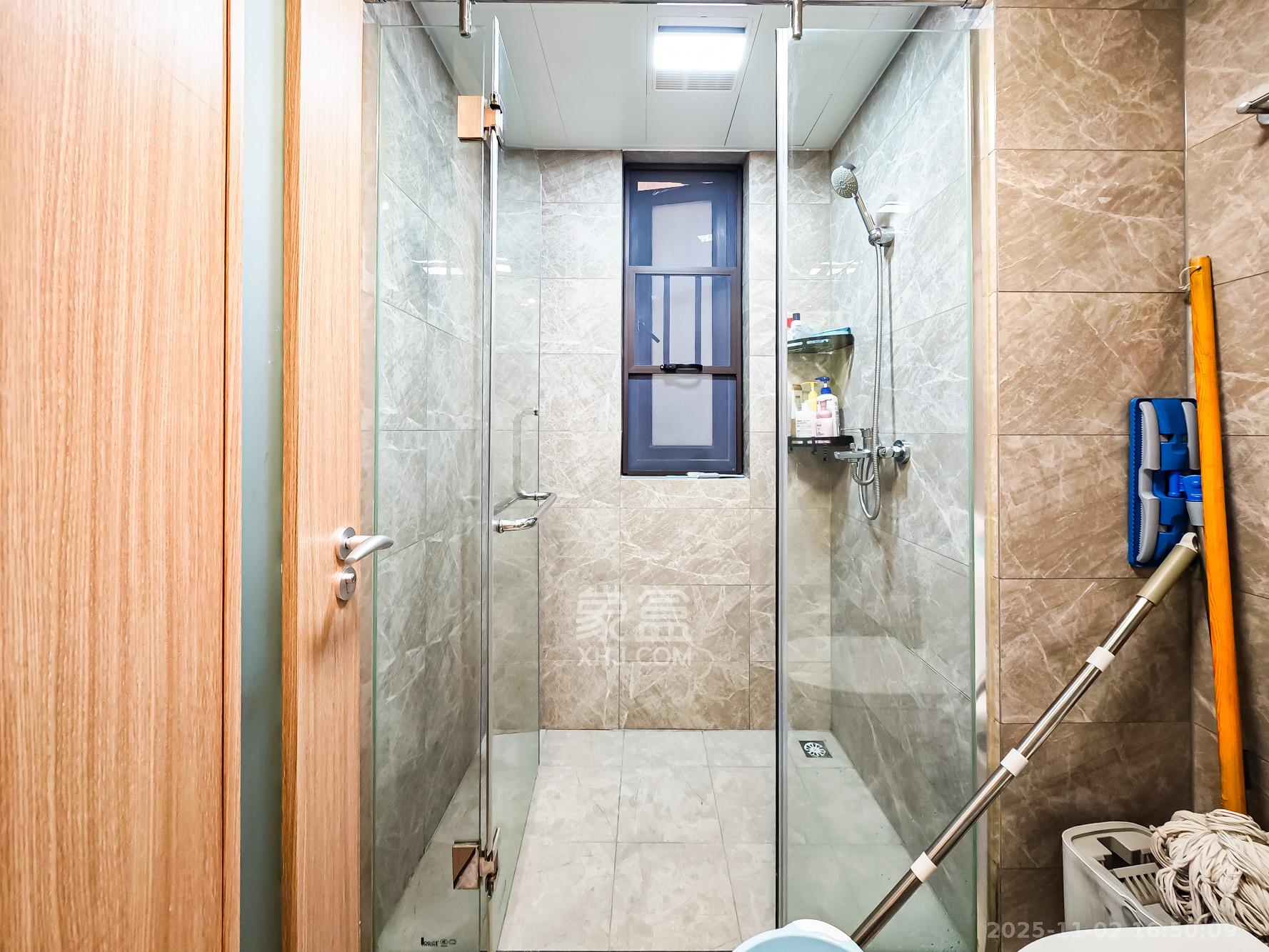 新城和樾(新城和樾公馆)  3室2厅2卫    82.0万 新城和樾(新城和樾公馆)  3室2厅2卫    82.0万卫生间