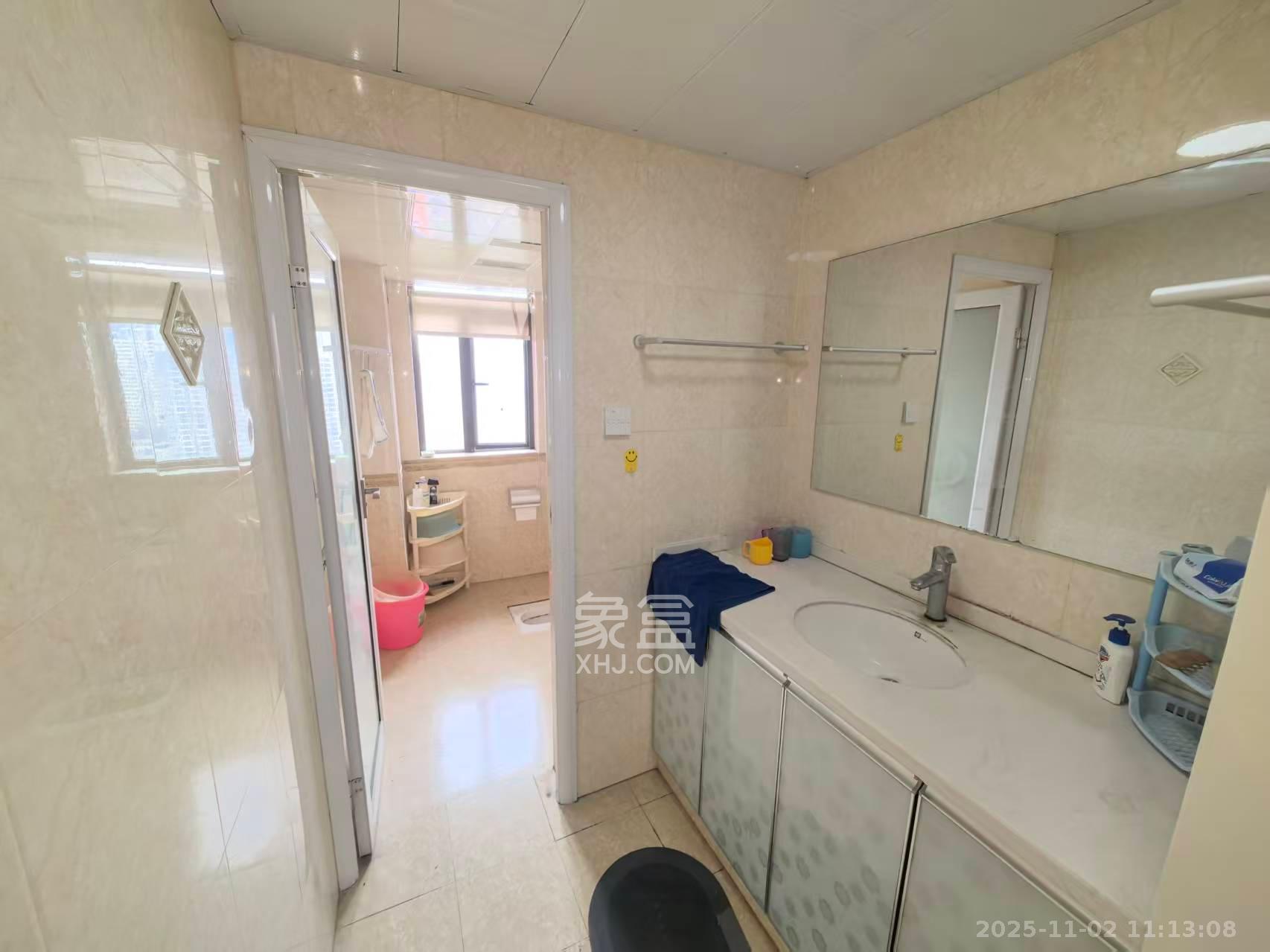 好望谷  3室2厅2卫    1800.0元/月 好望谷  3室2厅2卫    1800.0元/月室内图