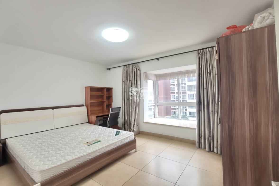 维多利亚花园 2室2厅1卫 2400.0元/月 维多利亚花园 2室2厅1卫 2400.0元/月室内图