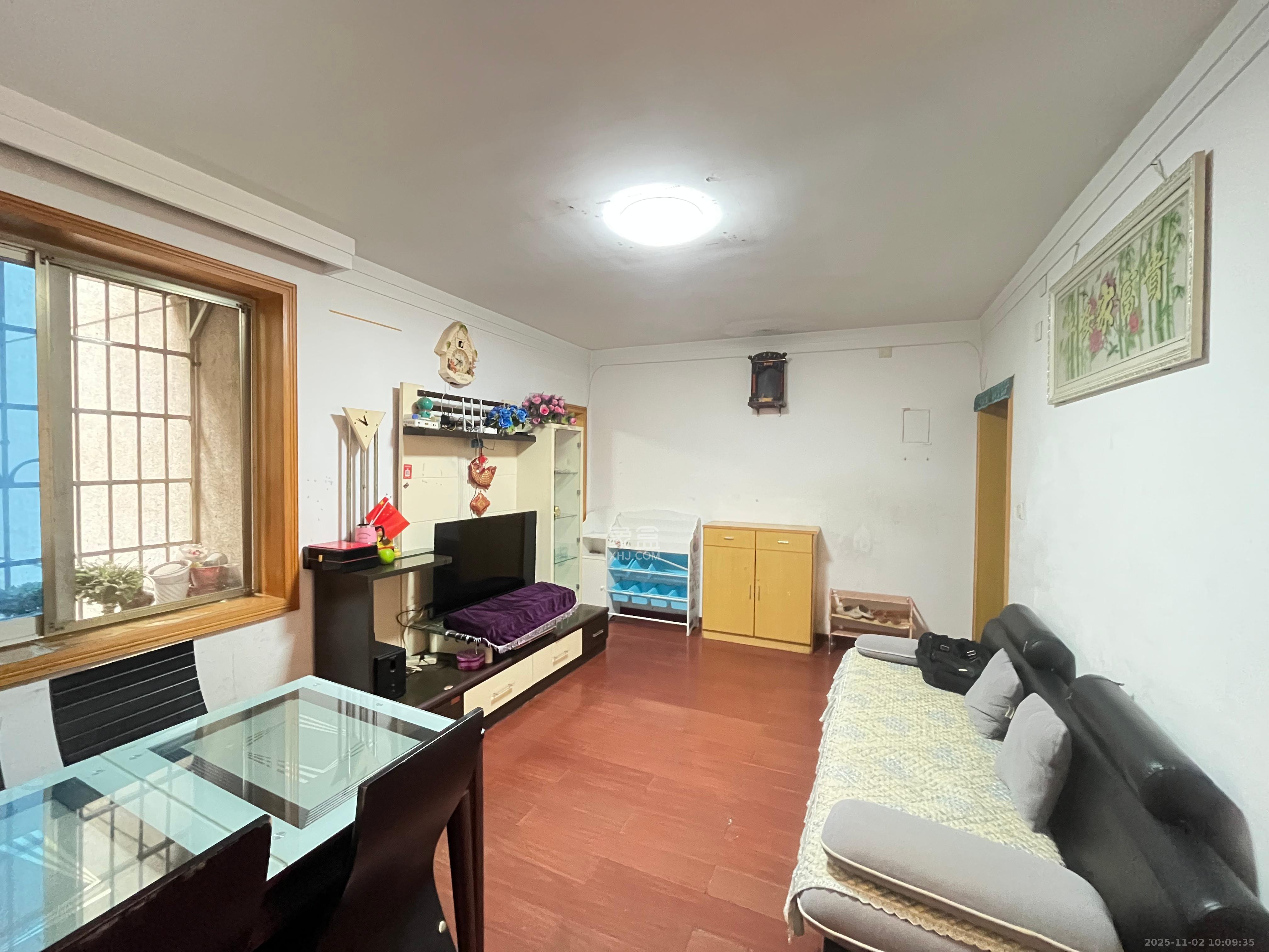 长坡社区  3室1厅1卫    1900.0元/月室内图