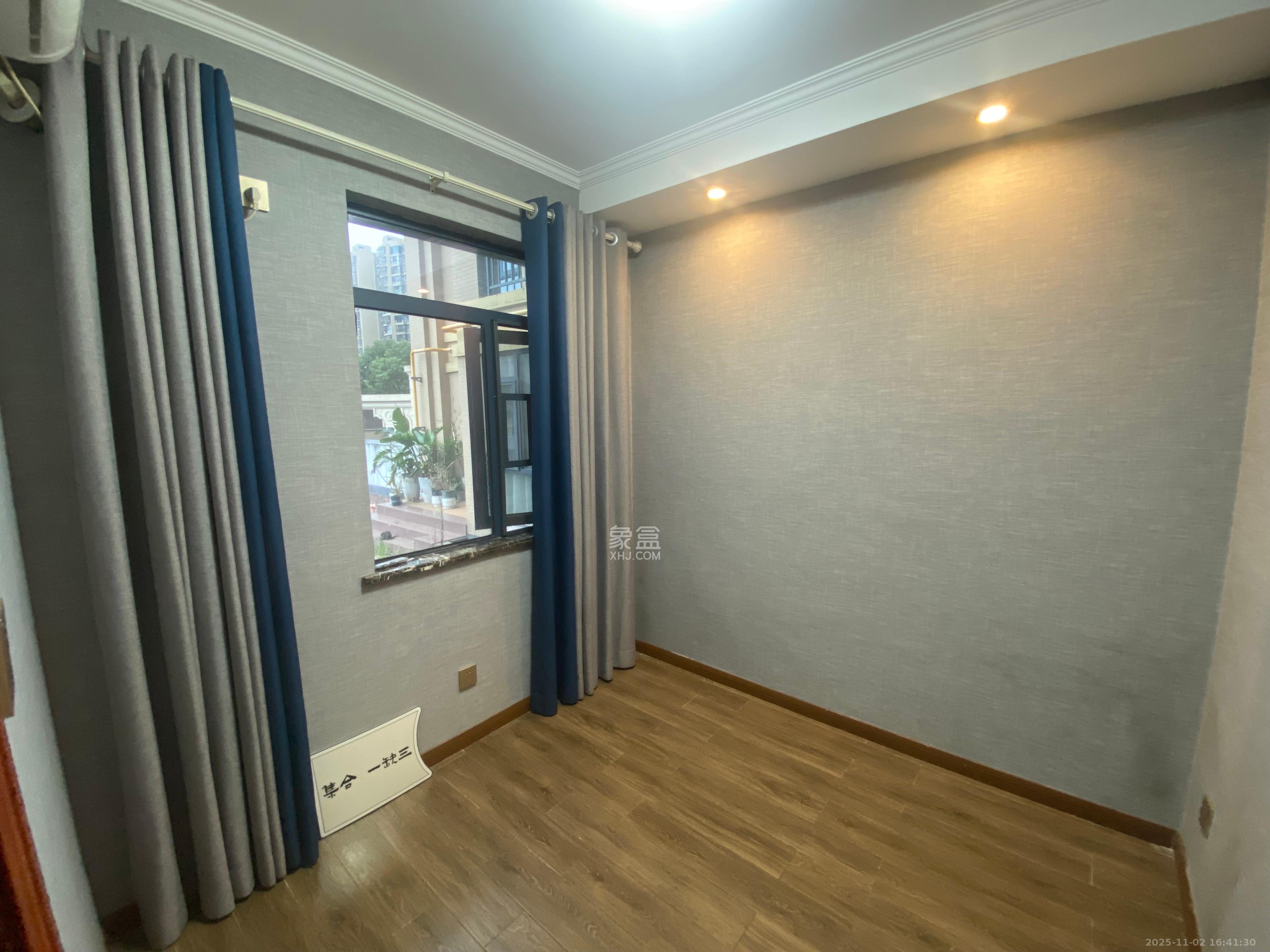 红星国际公馆  3室1厅2卫    2600.0元/月室内图