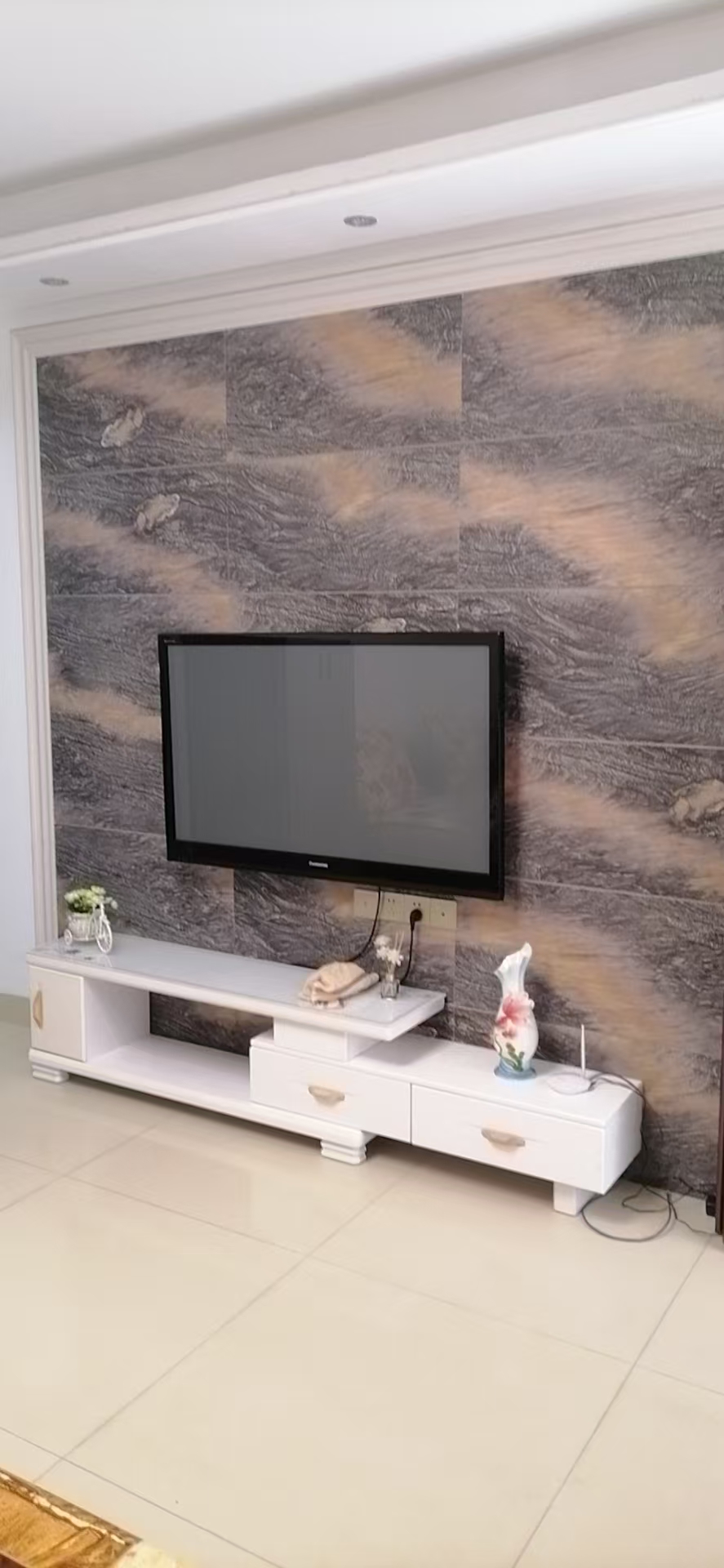 先锋银座  1室1厅1卫    1500.0元/月室内图