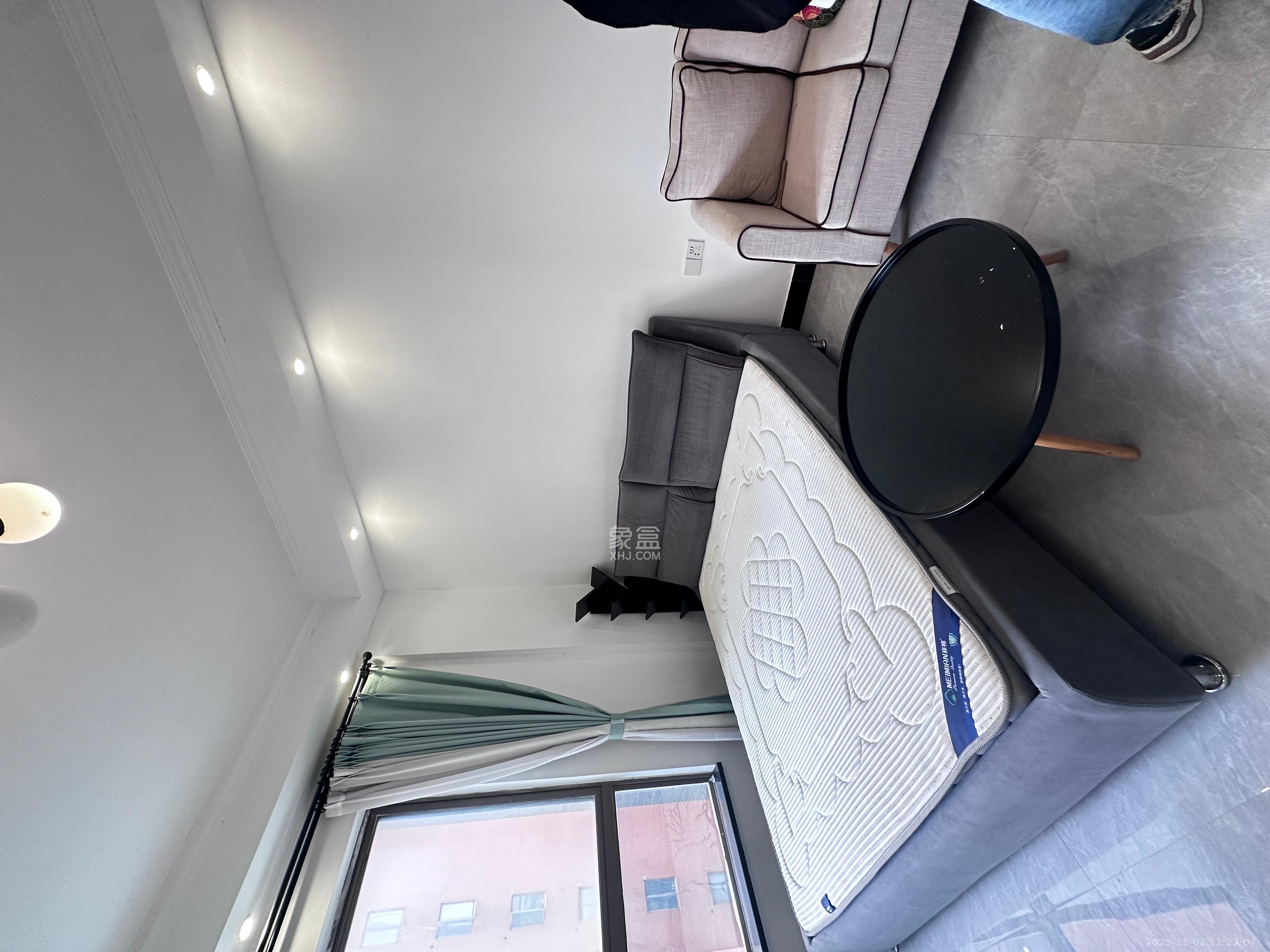 德庆水韵山城  1室1厅1卫    1200.0元/月室内图