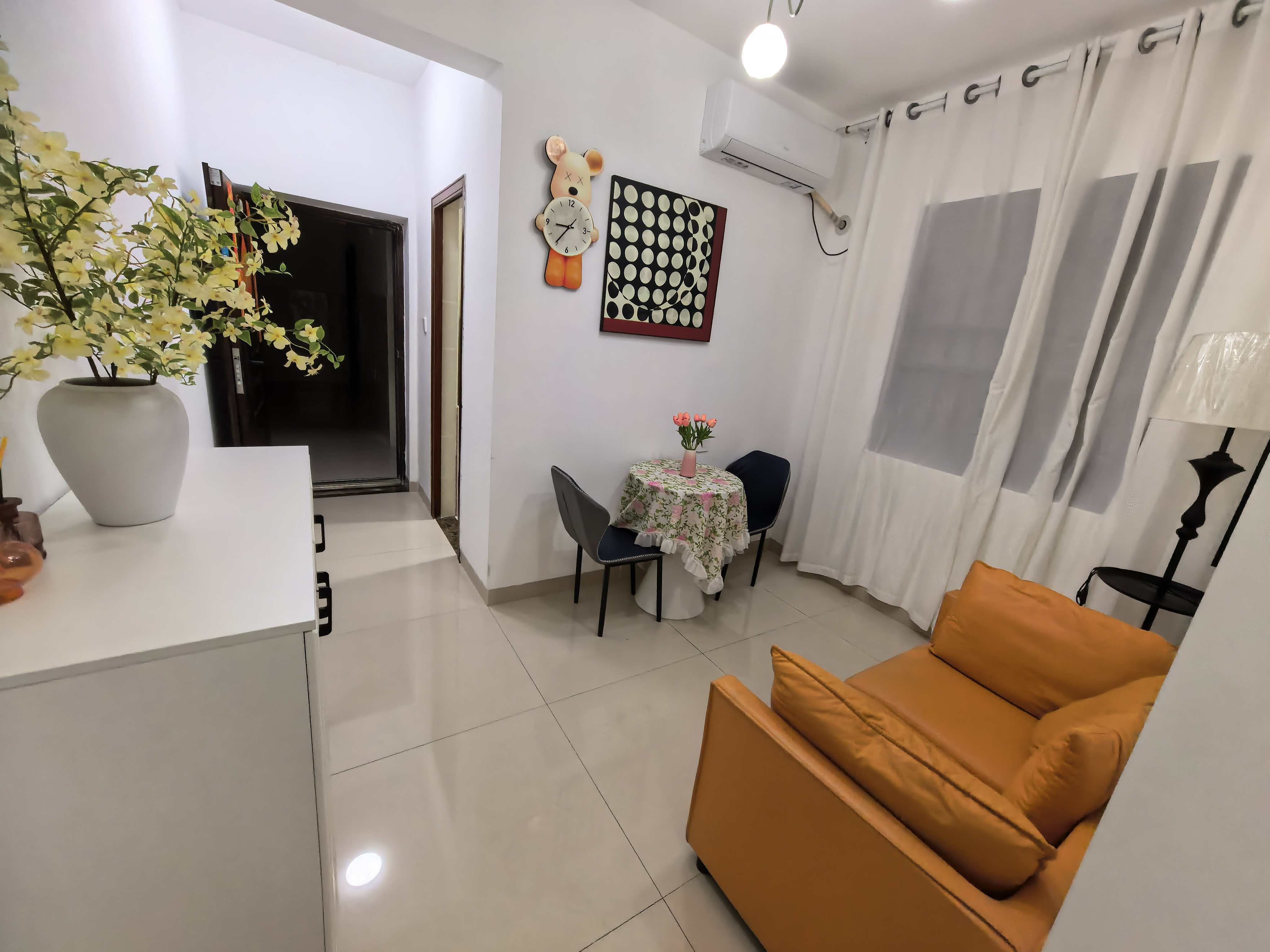 美舍嘉苑二期 1室1厅1卫 2100.0元/月 美舍嘉苑二期 1室1厅1卫 2100.0元/月室内图