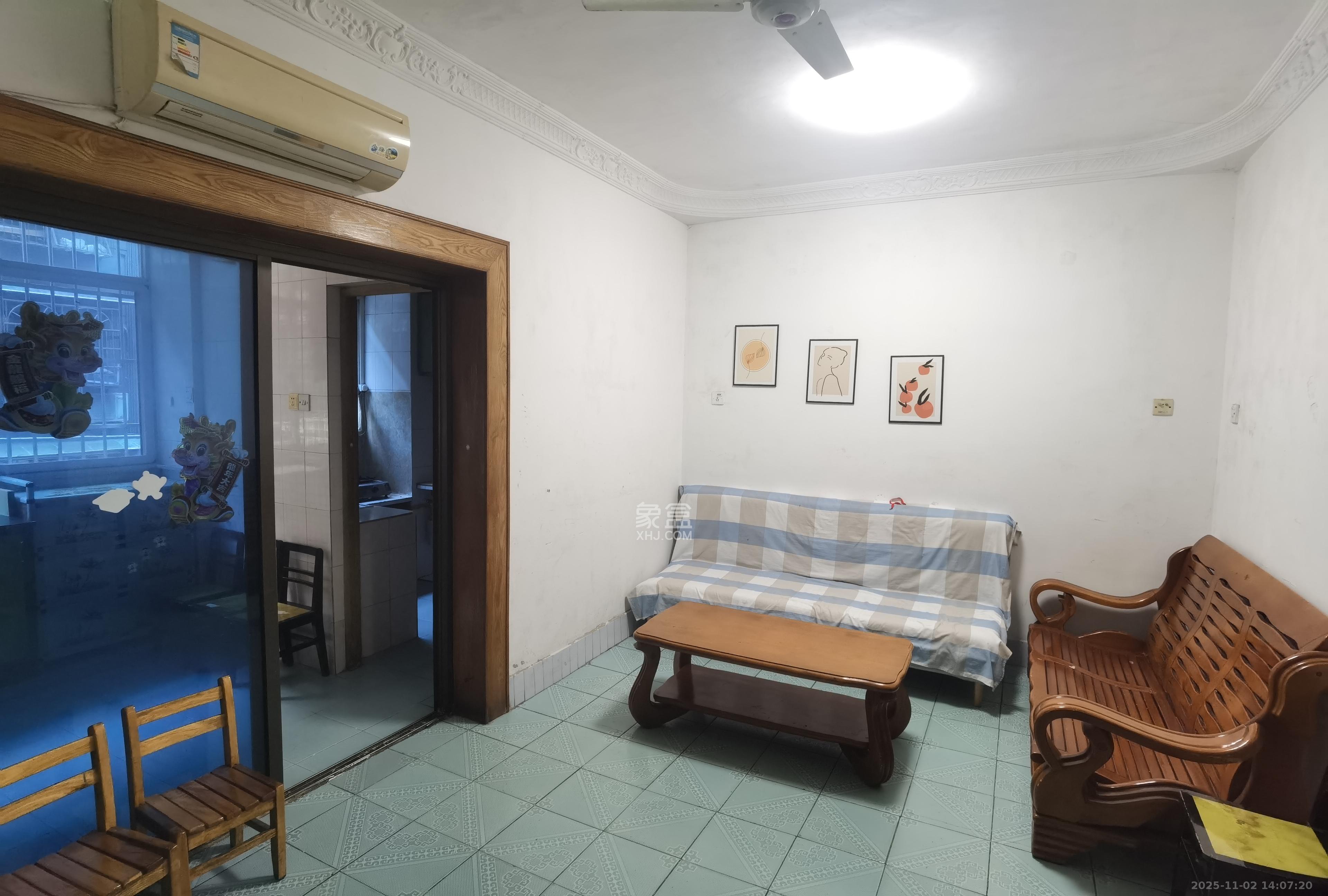 变压器厂宿舍  2室1厅1卫    1500.0元/月