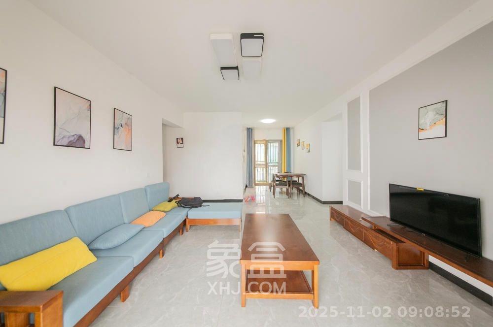 钱隆世家  4室2厅1卫    2200.0元/月 钱隆世家  4室2厅1卫    2200.0元/月室内图