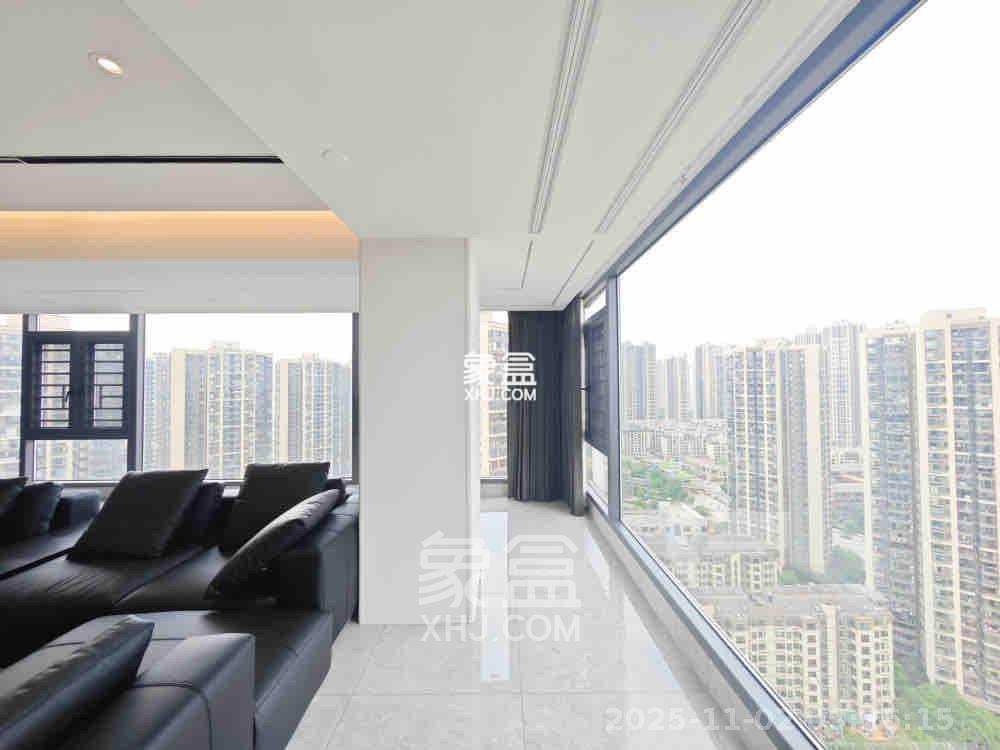 万科魅力之城 4室2厅2卫 12000.0元/月 万科魅力之城 4室2厅2卫 12000.0元/月室内图