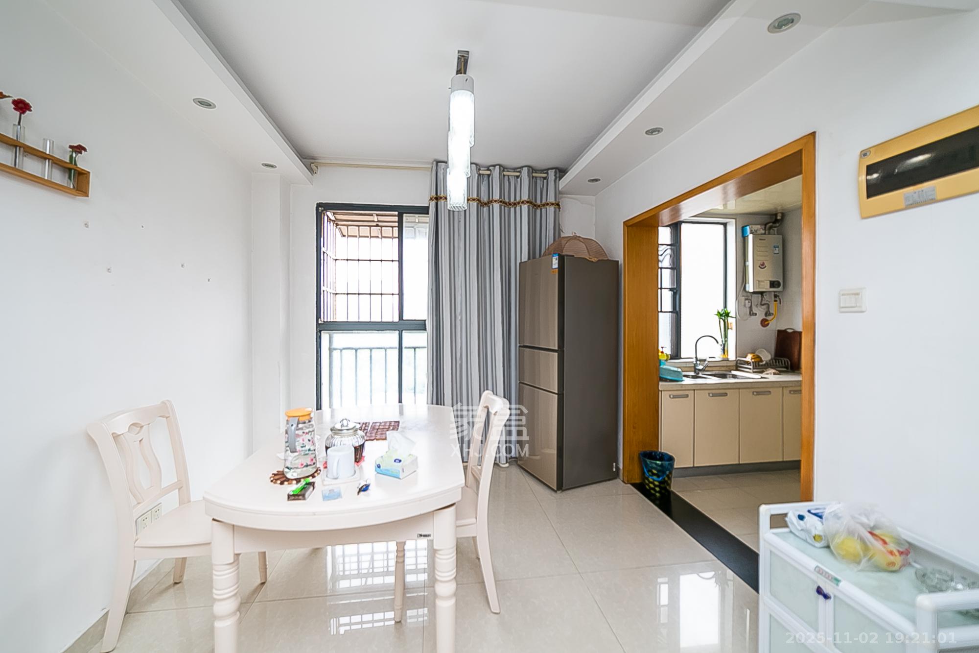 乾城（兴旺乾城）  3室2厅1卫    79.0万客厅