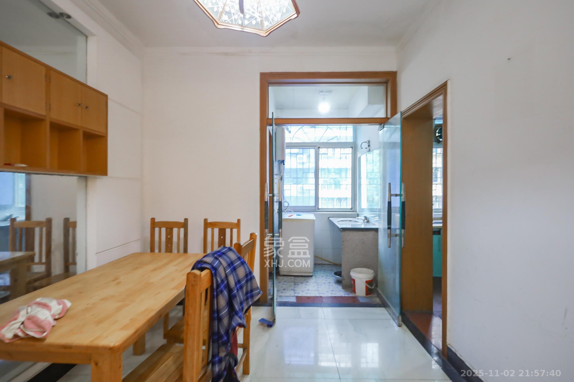 创远花园  4室2厅2卫    128.0万其他