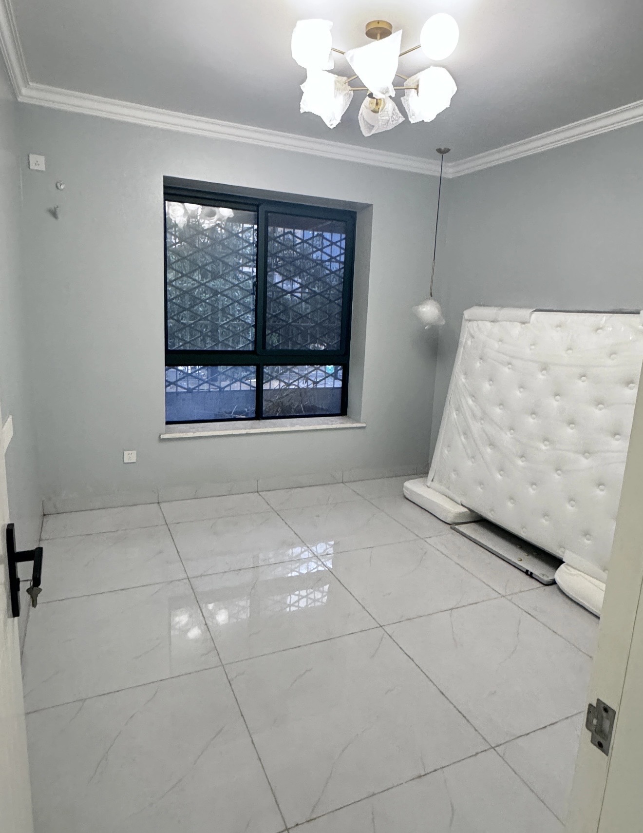 海阔天空-国瑞城二期（雅仕苑）  2室1厅1卫    3200.0元/月室内图