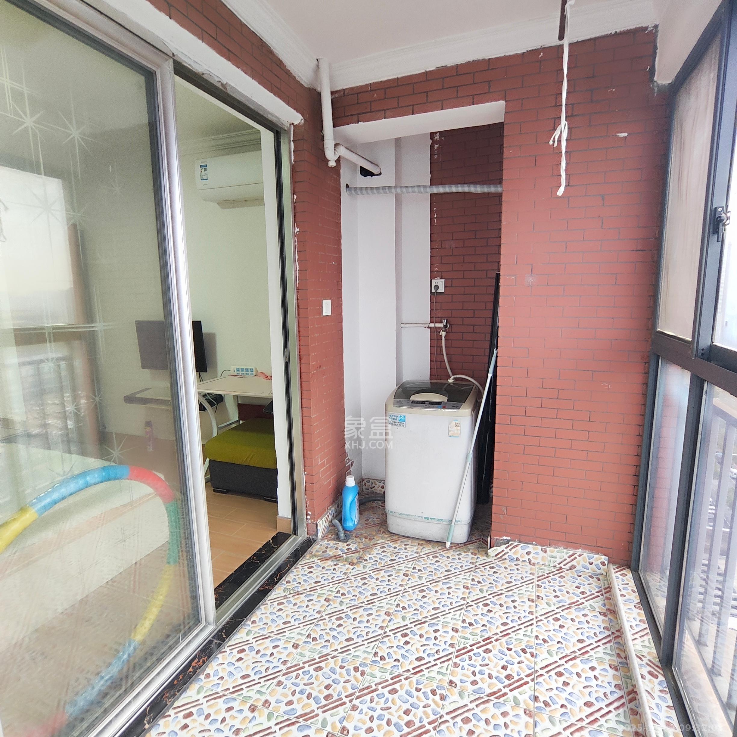 长永佳苑  1室1厅1卫    1400.0元/月室内图