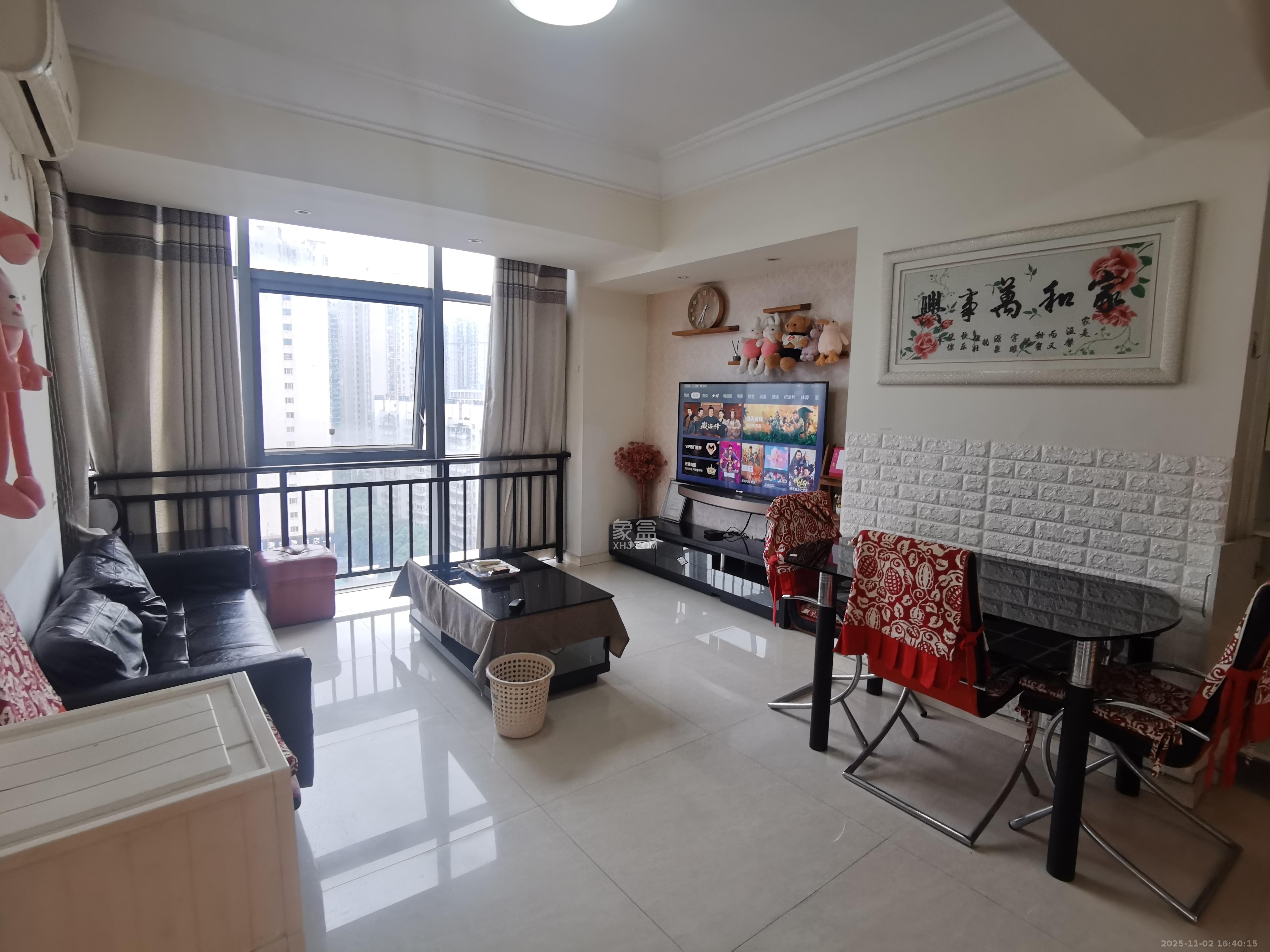 西子一间  2室2厅1卫    2300.0元/月室内图1