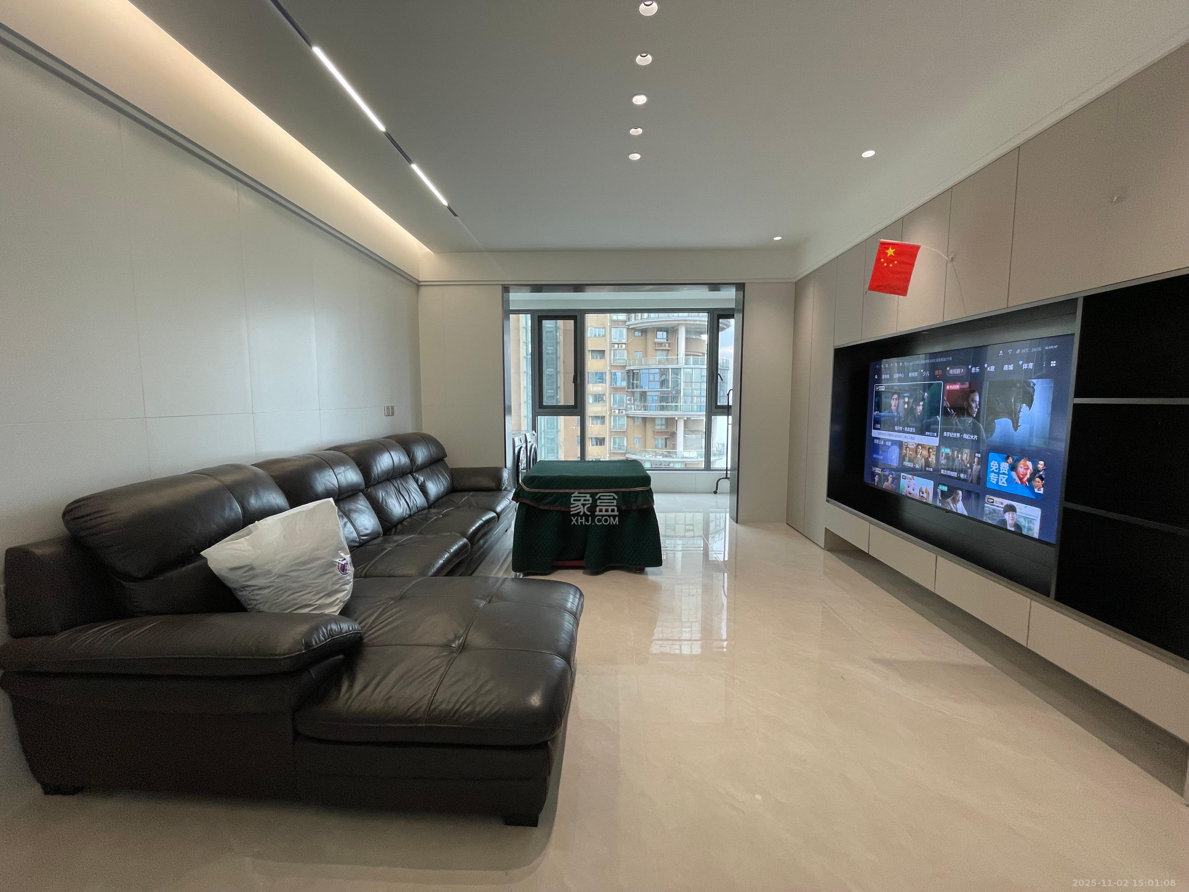 湘江世纪城悦江苑  3室2厅2卫    4000.0元/月