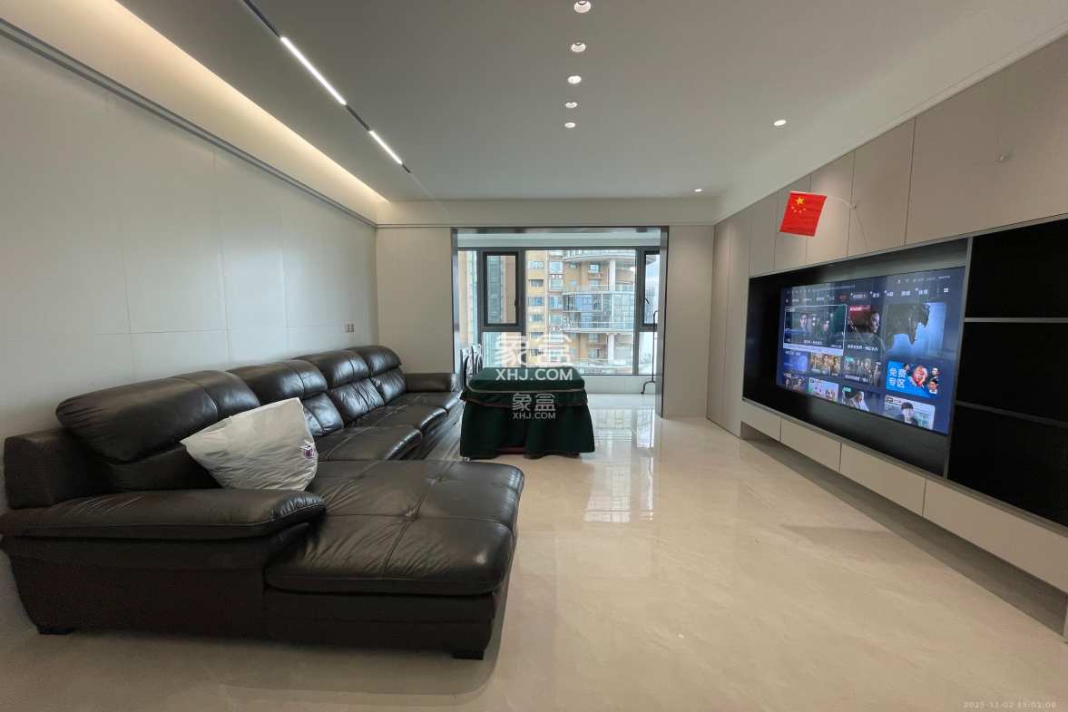 湘江世纪城悦江苑 3室2厅2卫 4000.0元/月 湘江世纪城悦江苑 3室2厅2卫 4000.0元/月室内图