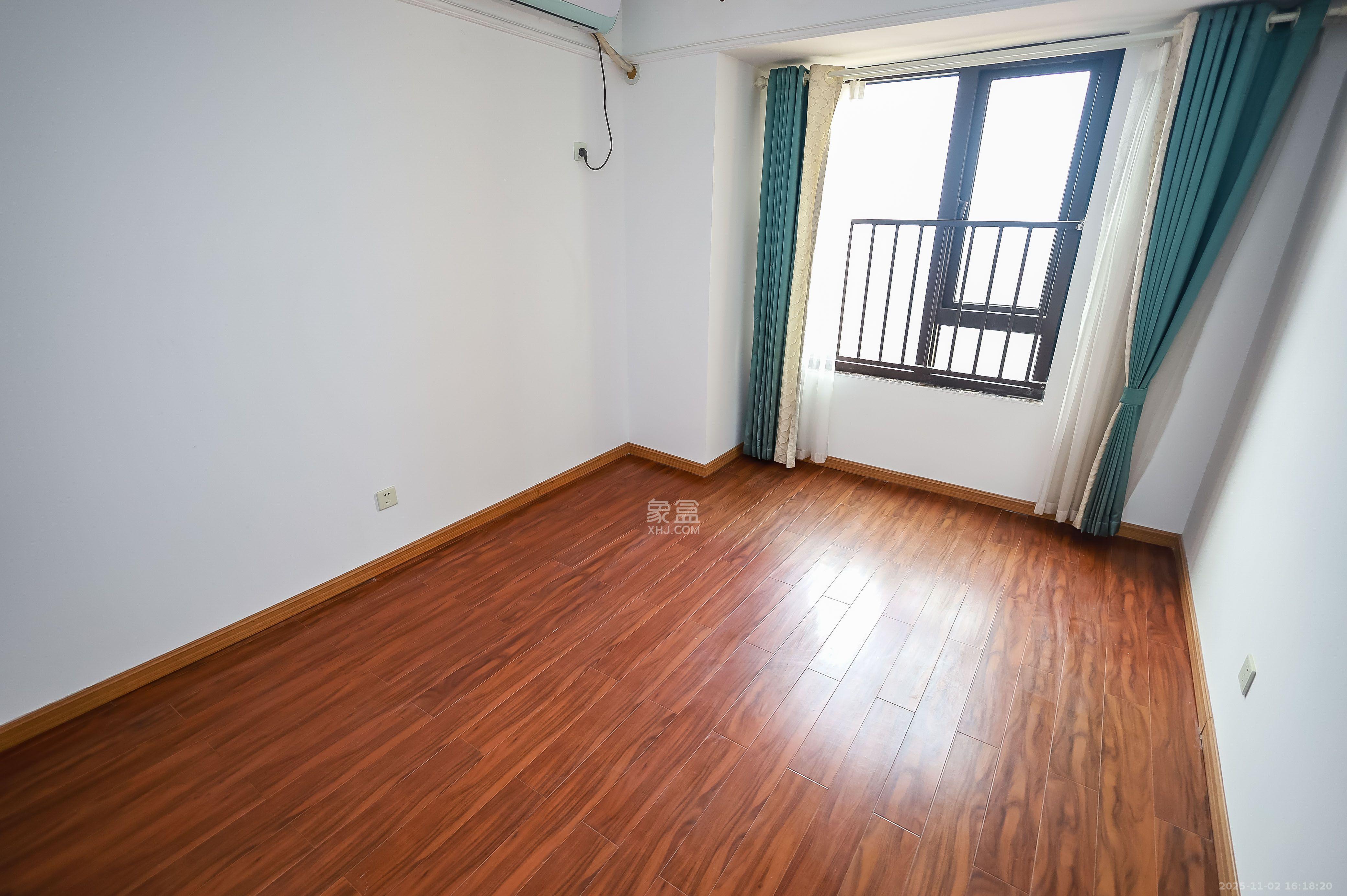 奥克斯缔壹城 4室2厅2卫 2800.0元/月 奥克斯缔壹城 4室2厅2卫 2800.0元/月室内图