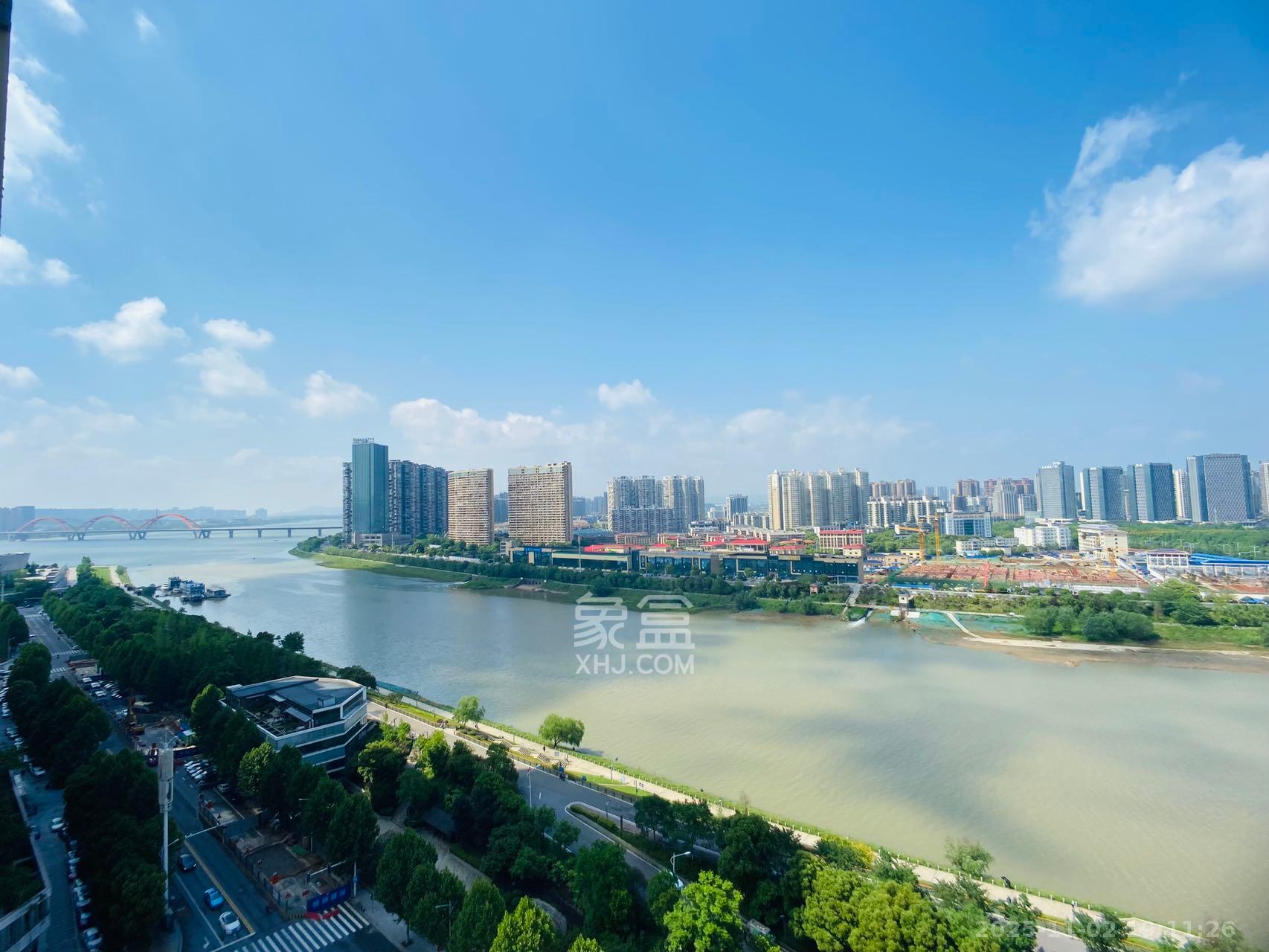 北辰三角洲C2区  3室2厅2卫    4800.0元/月室内图