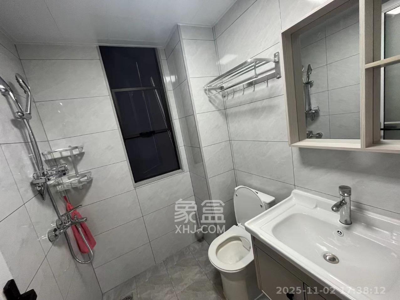 长房明宸府  2室1厅1卫    1800.0元/月室内图