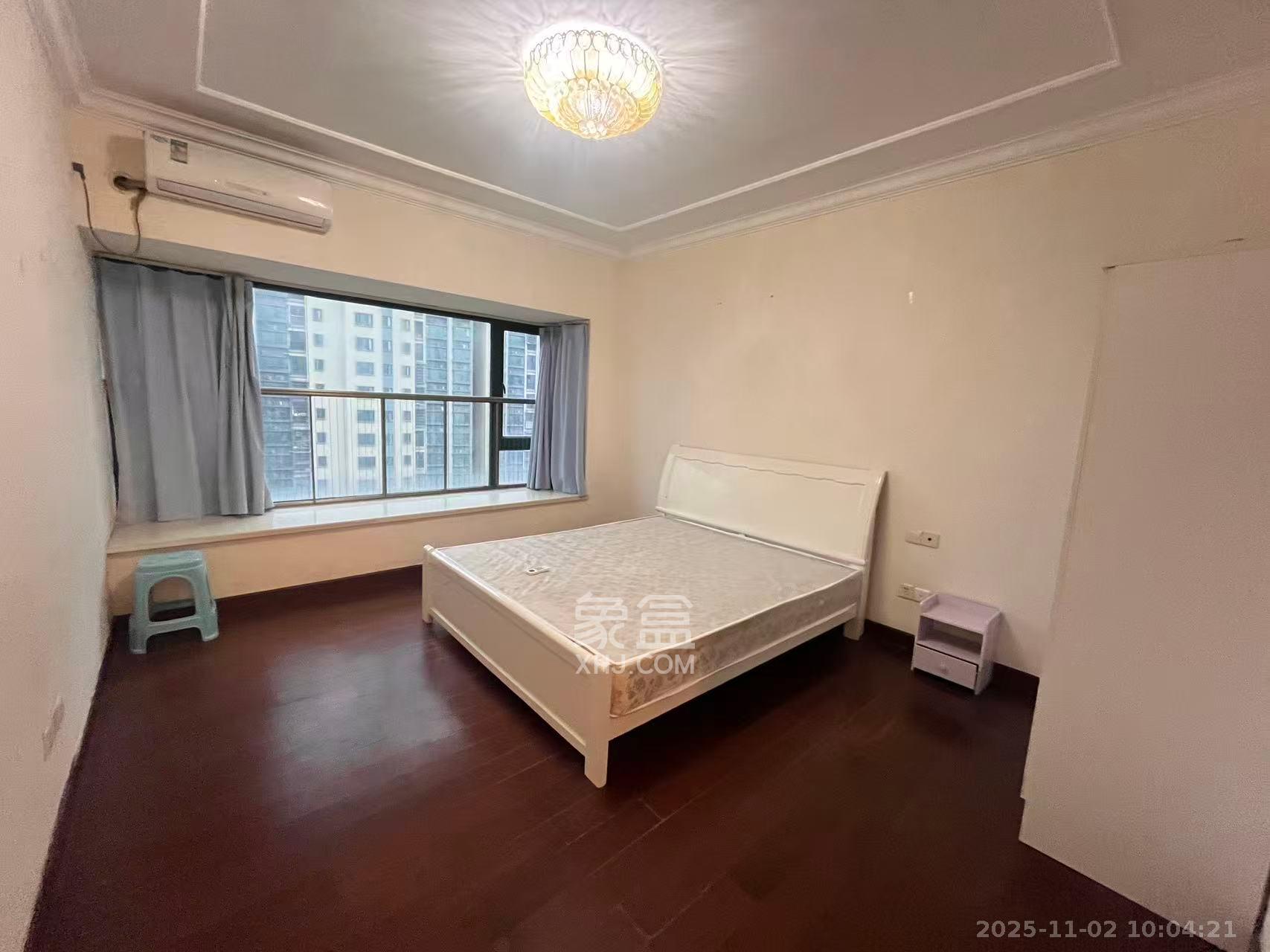 恒大雅苑  3室2厅2卫    2700.0元/月室内图