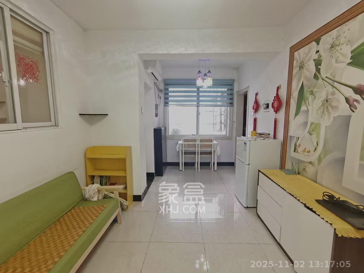 新开铺176号（环线拆迁指挥部）  1室1厅1卫    1300.0元/月室内图1