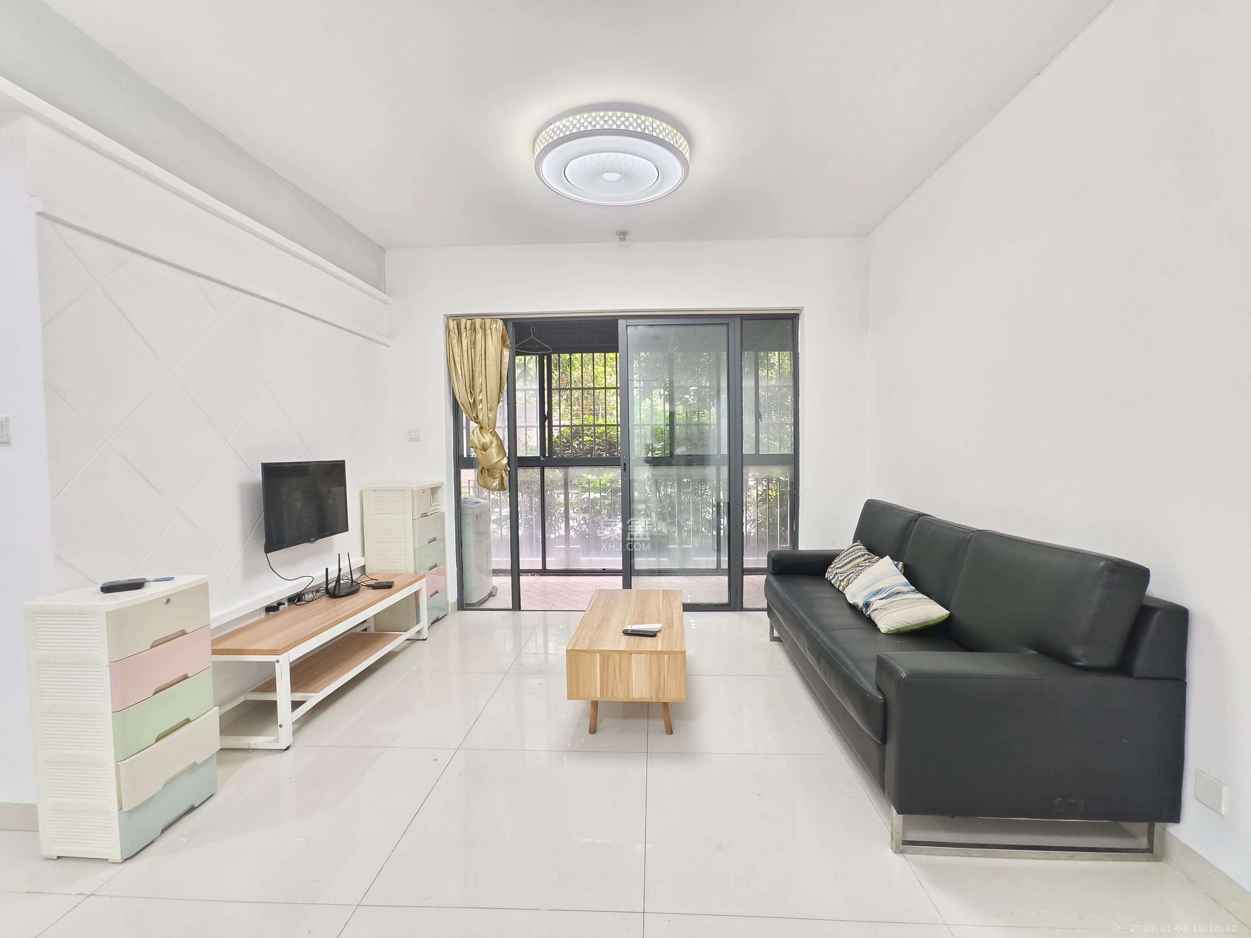 恒基凯旋门一二期  3室2厅1卫    1800.0元/月