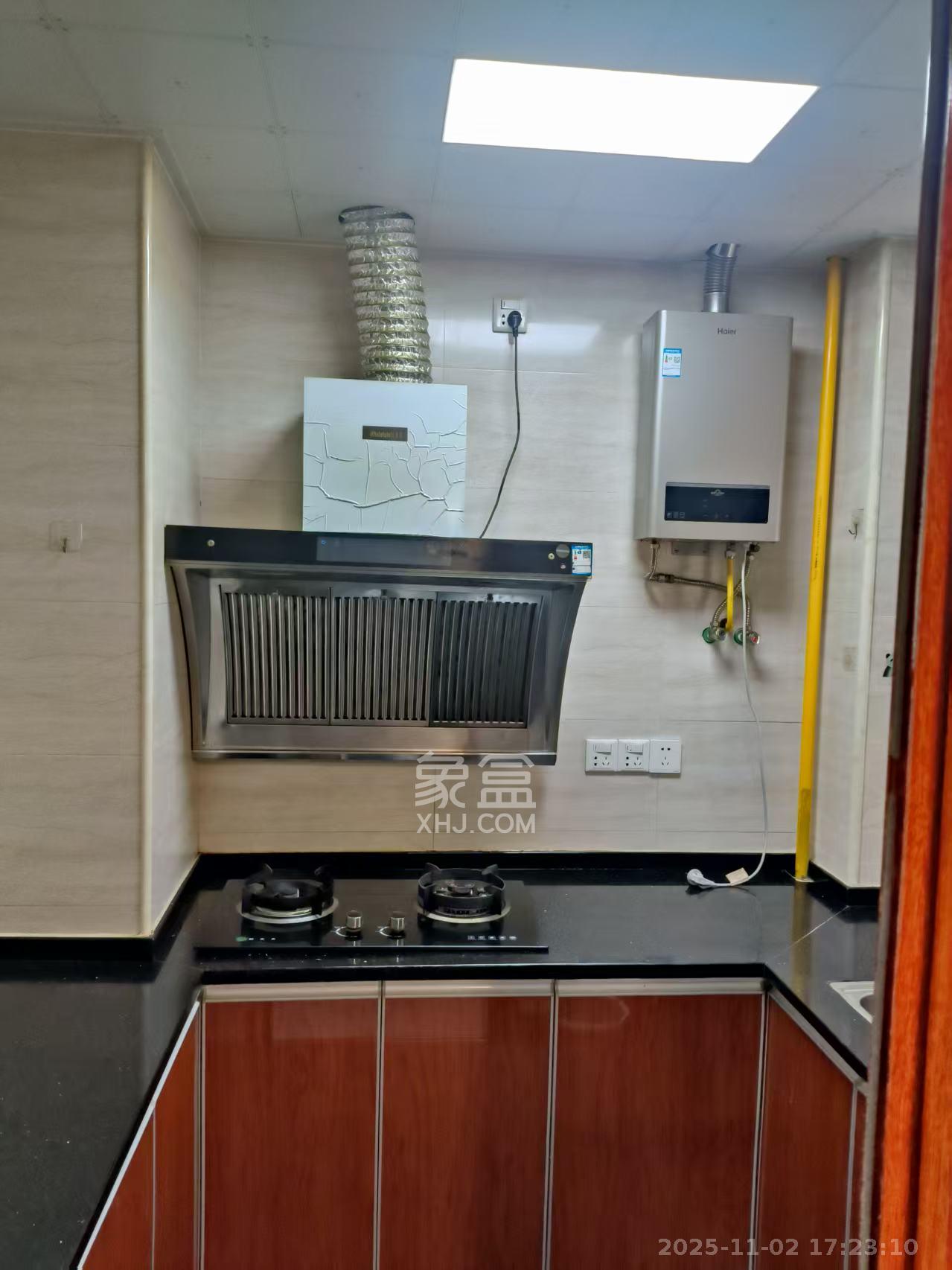 明昇壹城（明昇时代广场）一期  3室2厅1卫    2600.0元/月室内图