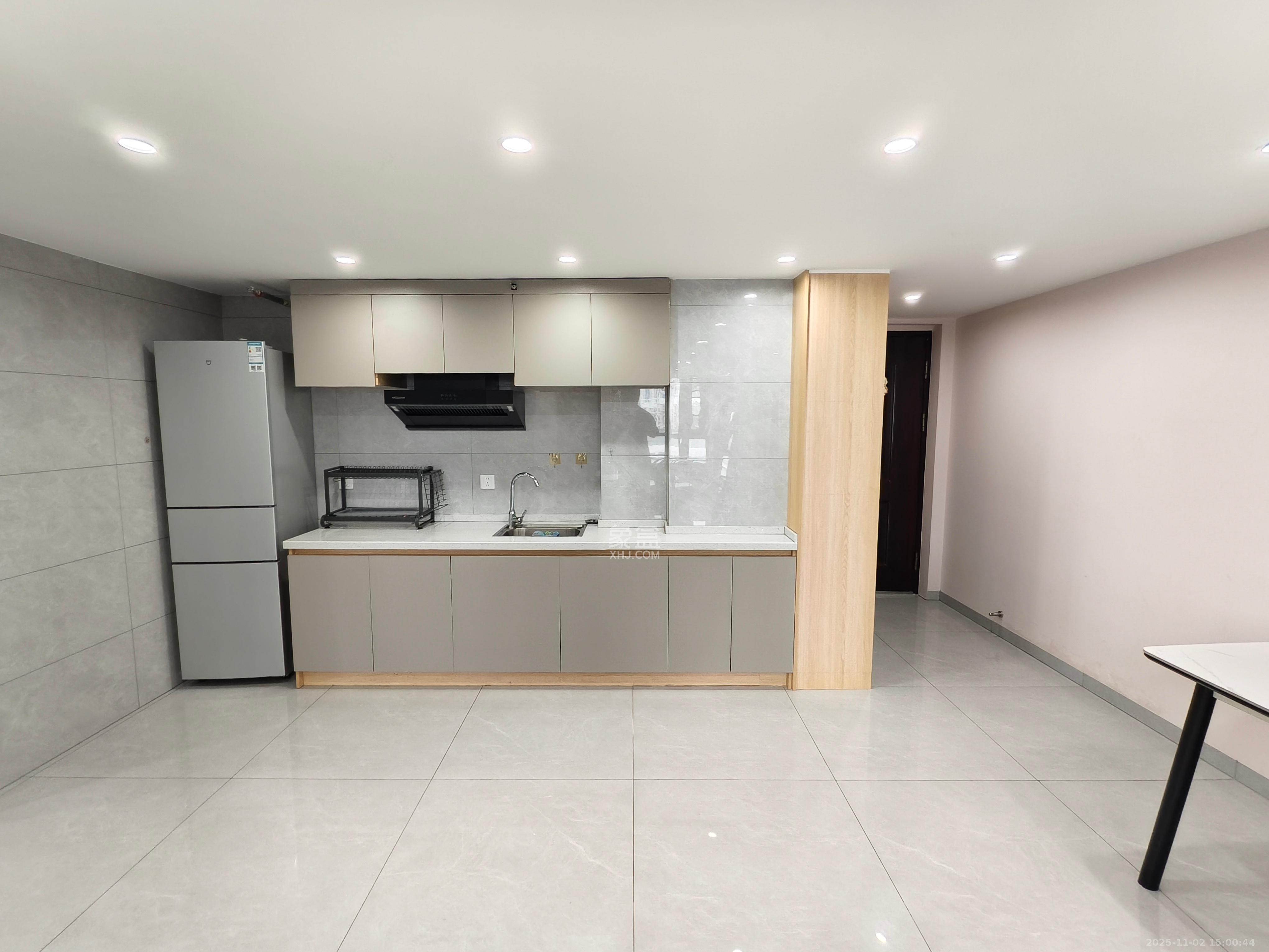 弘阳时光里 1室0厅0卫 2800.0元/月 弘阳时光里 1室0厅0卫 2800.0元/月室内图