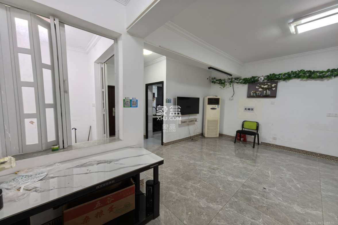 澳海月亮湾 3室2厅2卫 2000.0元/月 澳海月亮湾 3室2厅2卫 2000.0元/月室内图