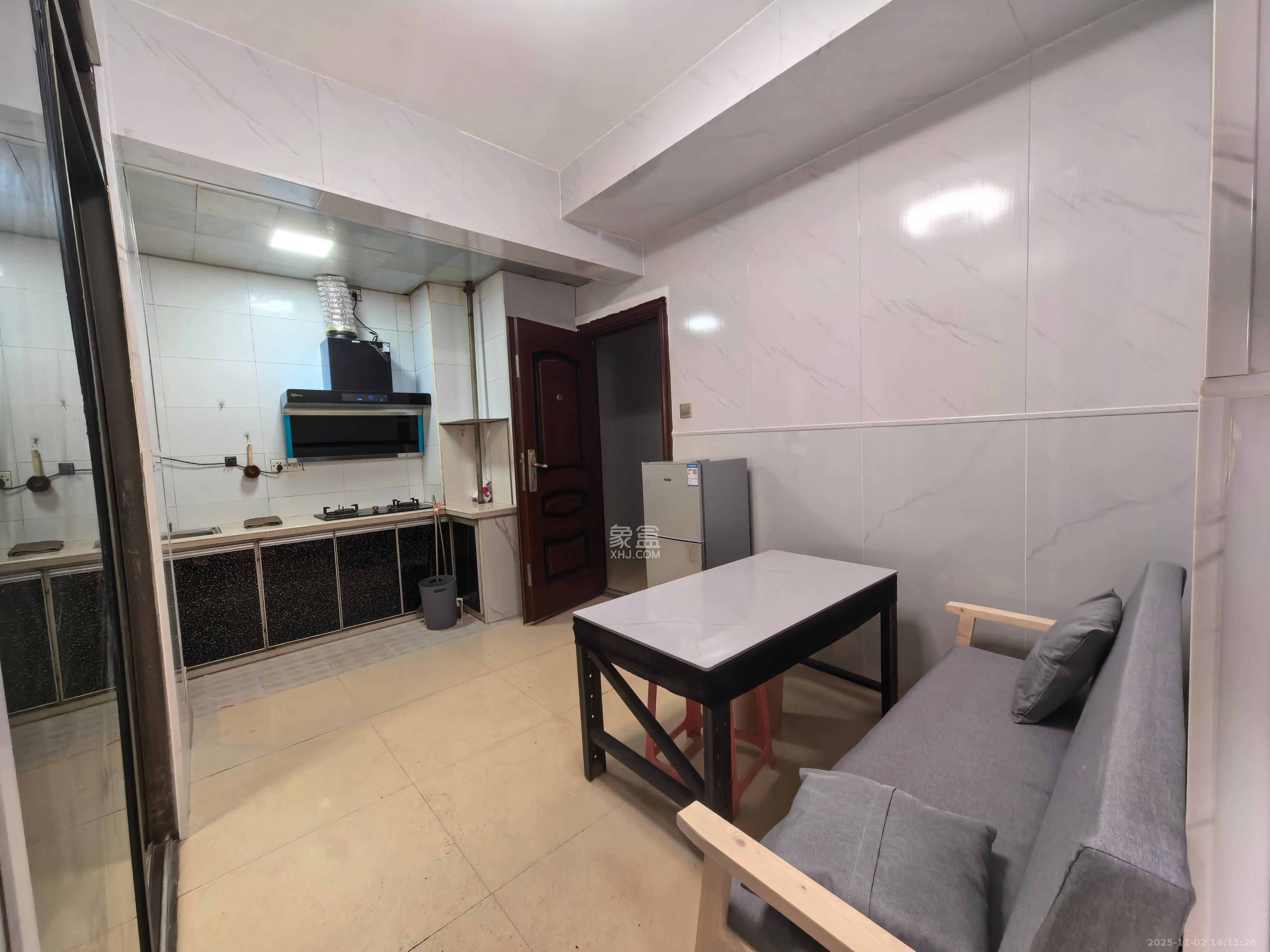 东岸梅园小区 2室1厅1卫 1400.0元/月 东岸梅园小区 2室1厅1卫 1400.0元/月室内图