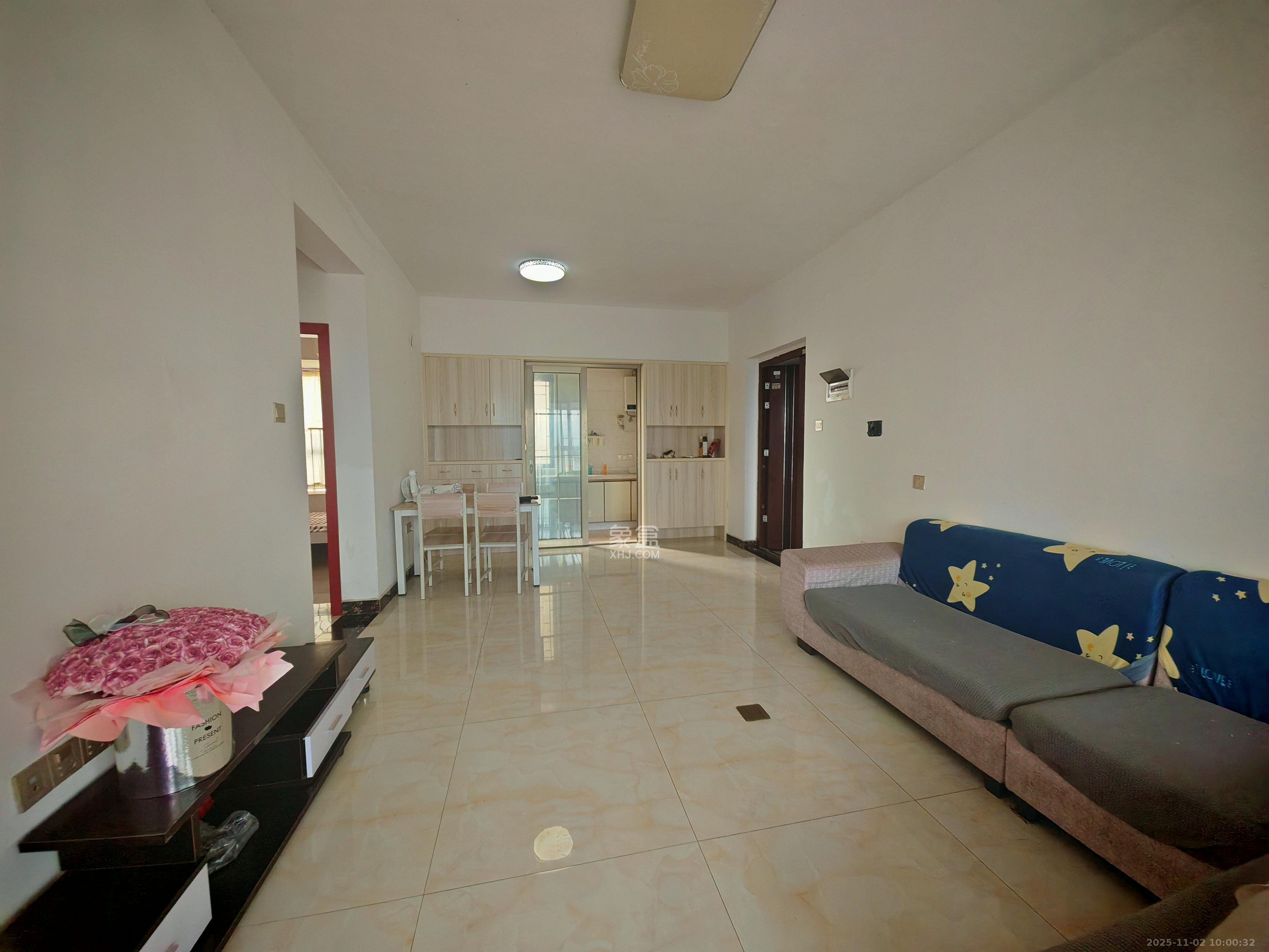 莱茵城  3室2厅2卫    1900.0元/月 莱茵城  3室2厅2卫    1900.0元/月室内图