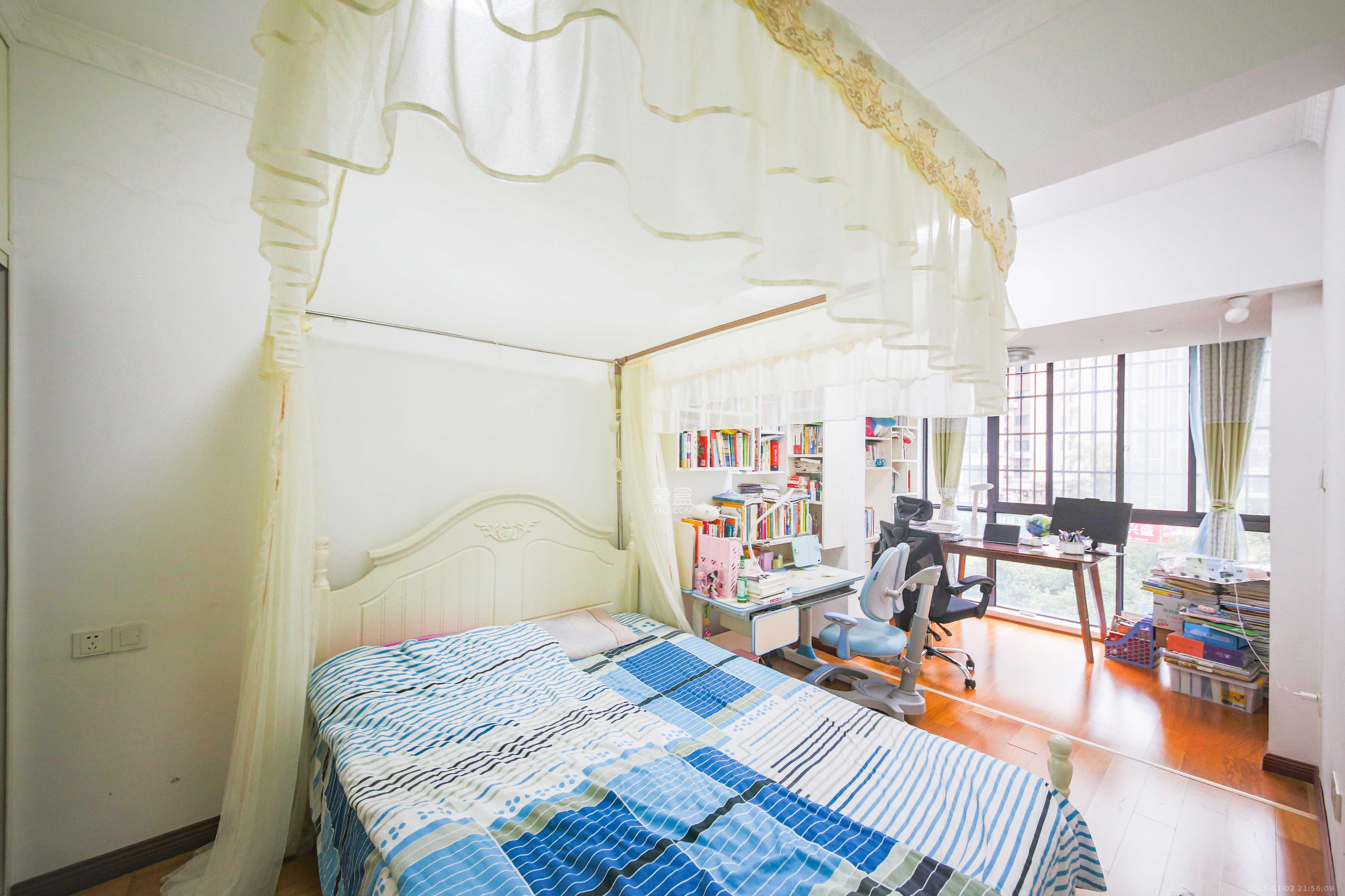 奥林匹克花园贡院三期  3室2厅2卫    85.0万卧室