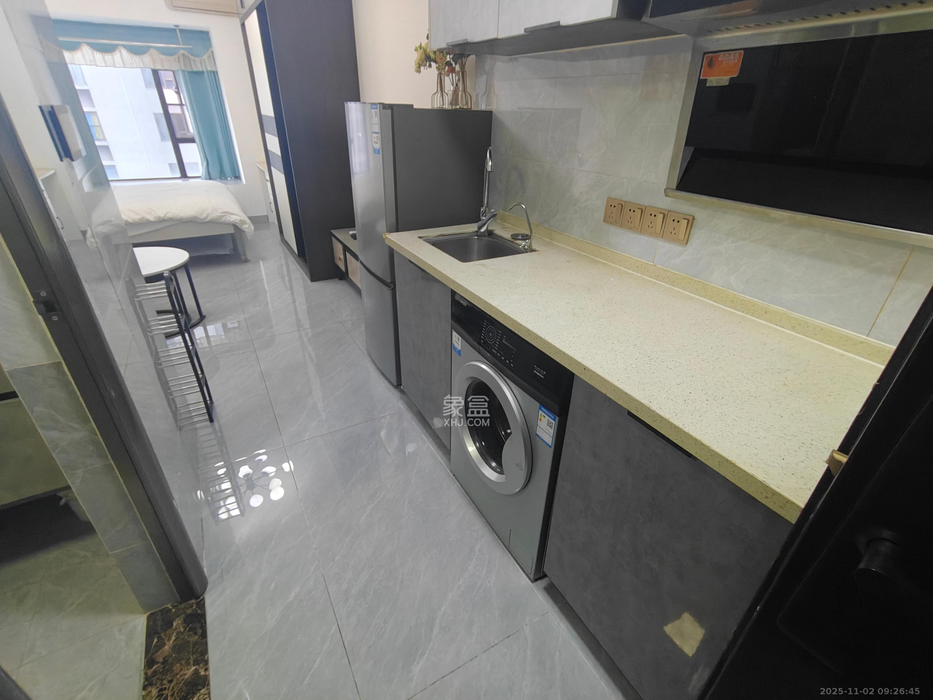 奥园城市天骄一期  1室1厅1卫    1700.0元/月室内图