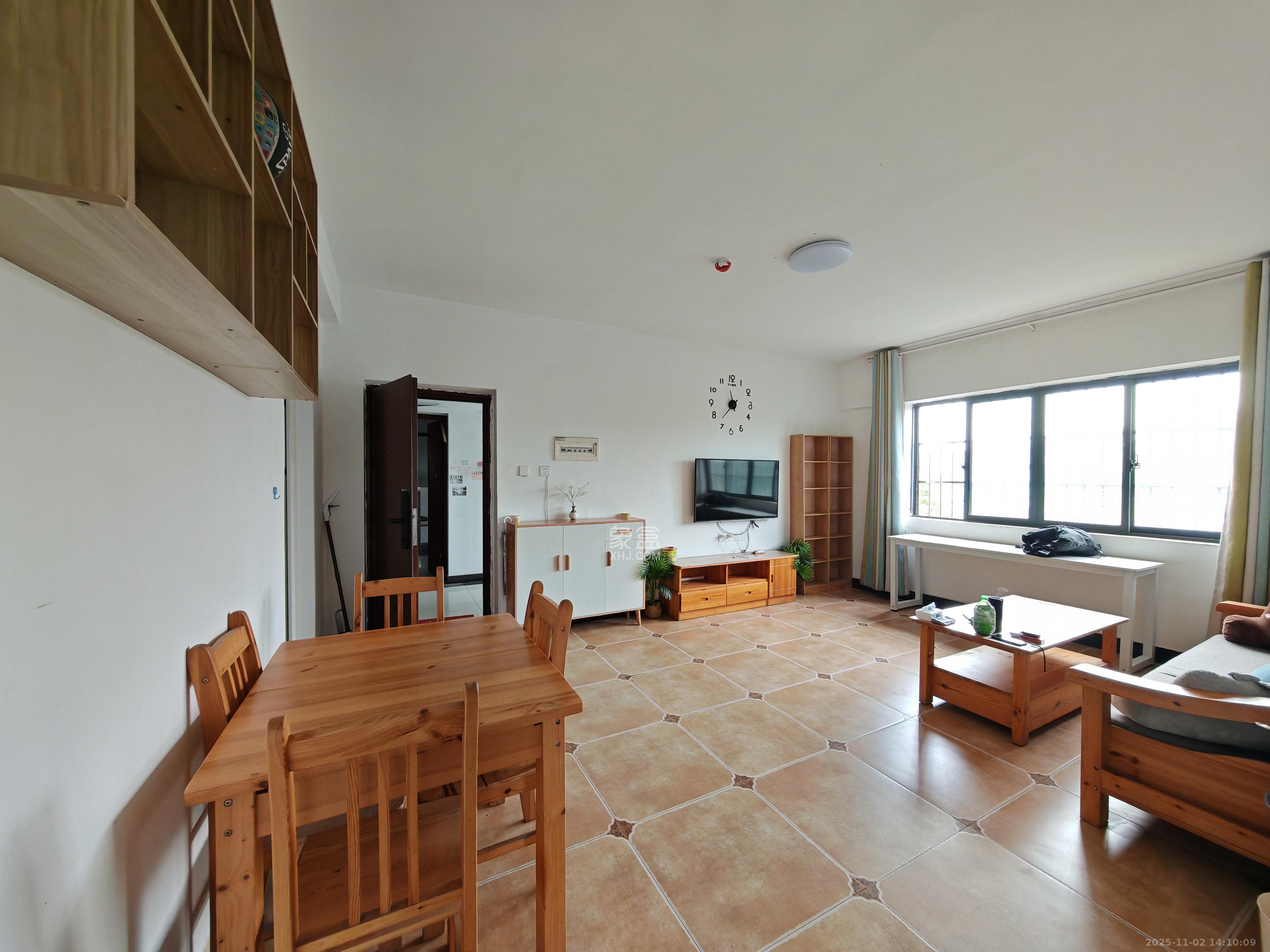 望兴景园二期（望兴西西里）  2室2厅1卫    2500.0元/月室内图